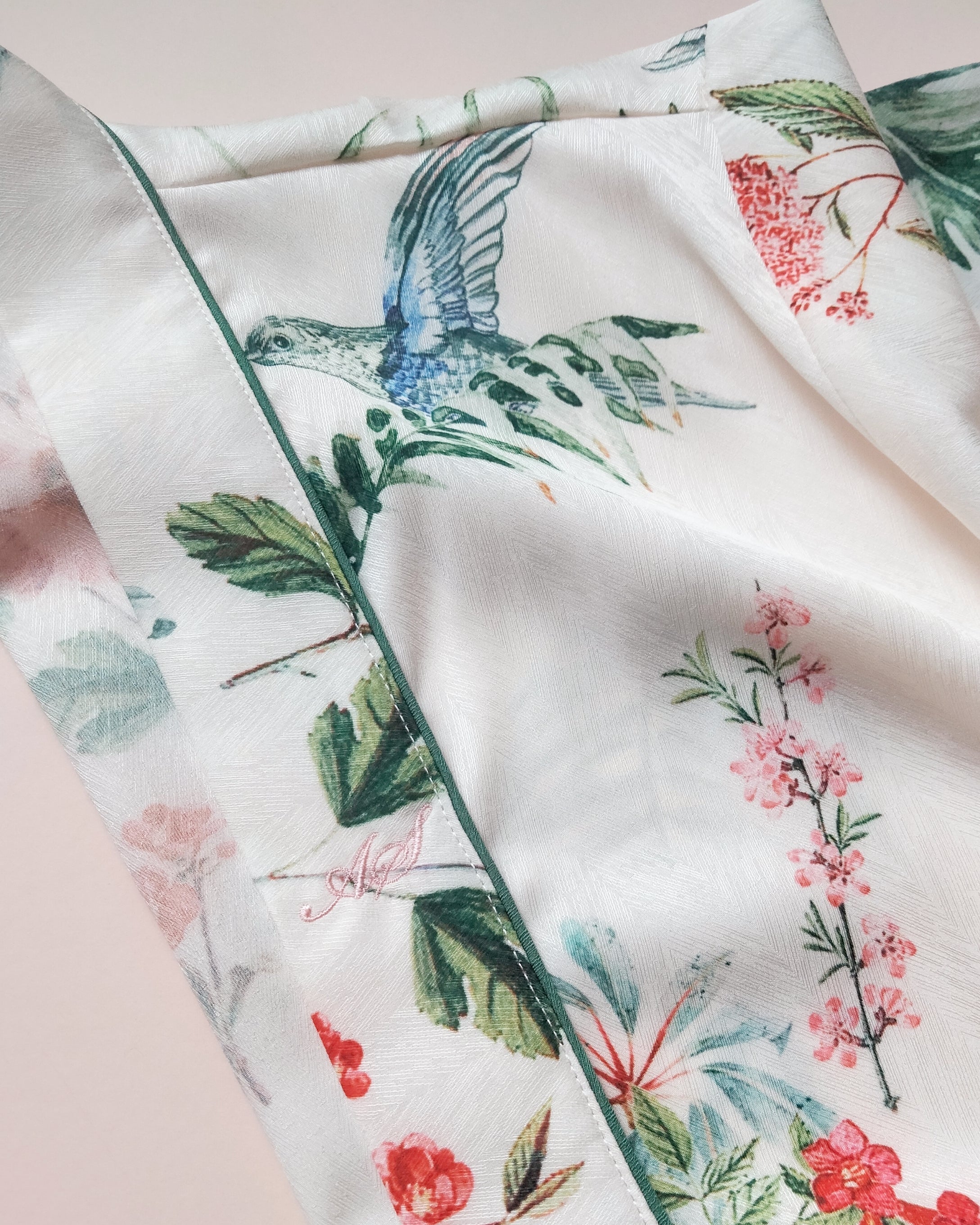 BELLS & BIRDS | Paradiso Floral Robe