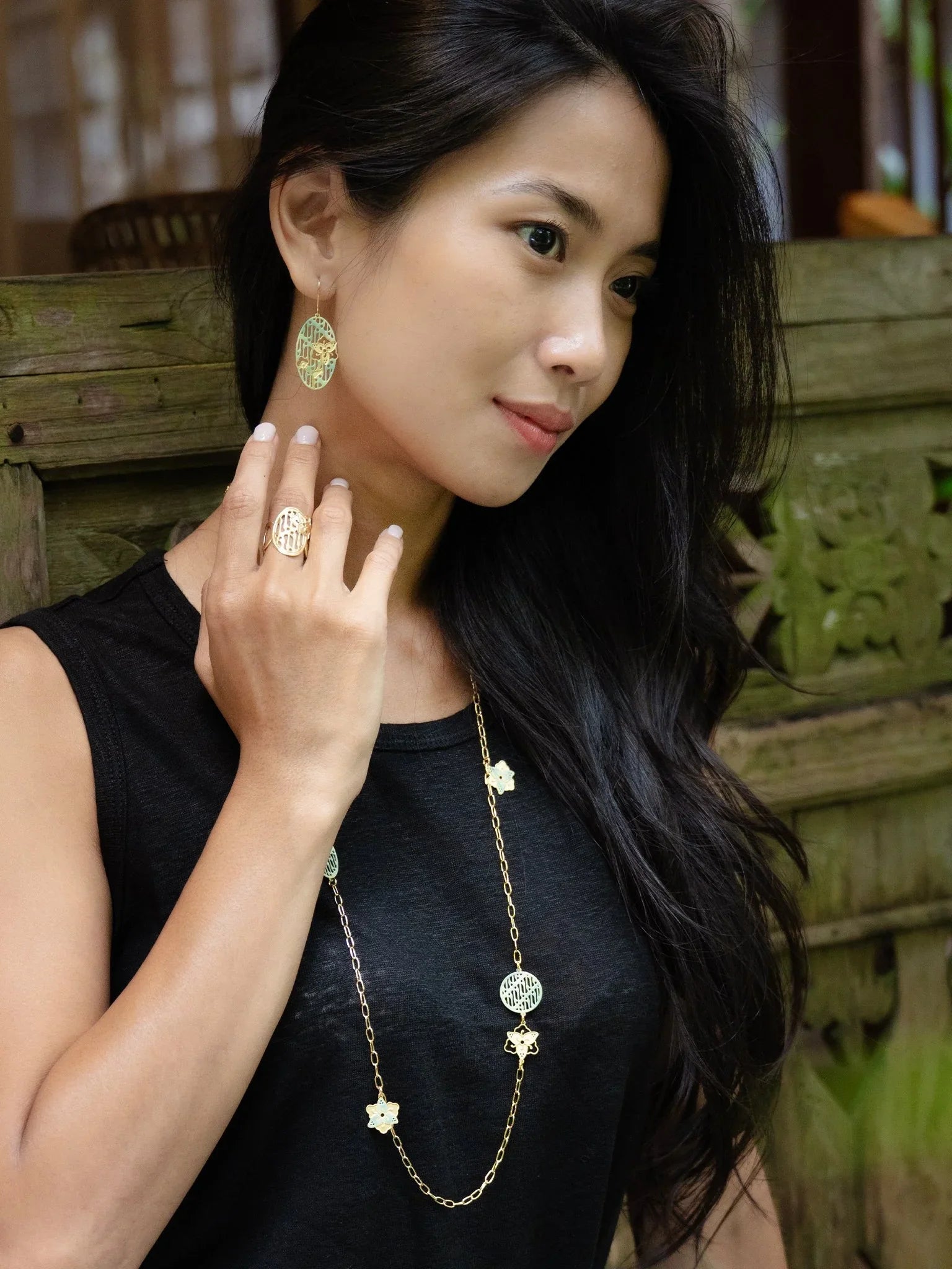 EMBRACE JEWELLERY | Parang Floral Earrings