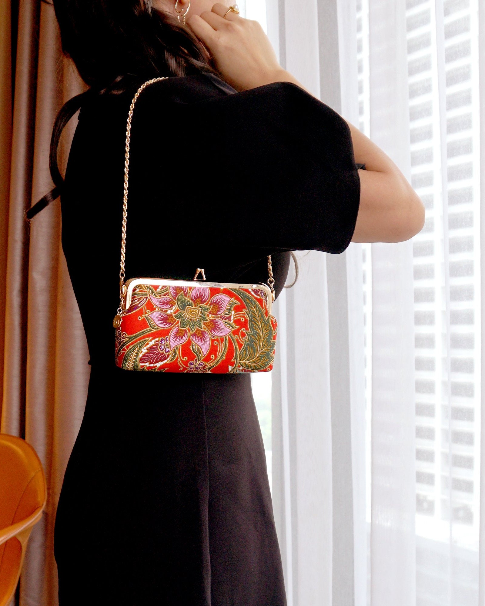 COCOONESE | Wristlet Pouch - Epiphyllum (RD)