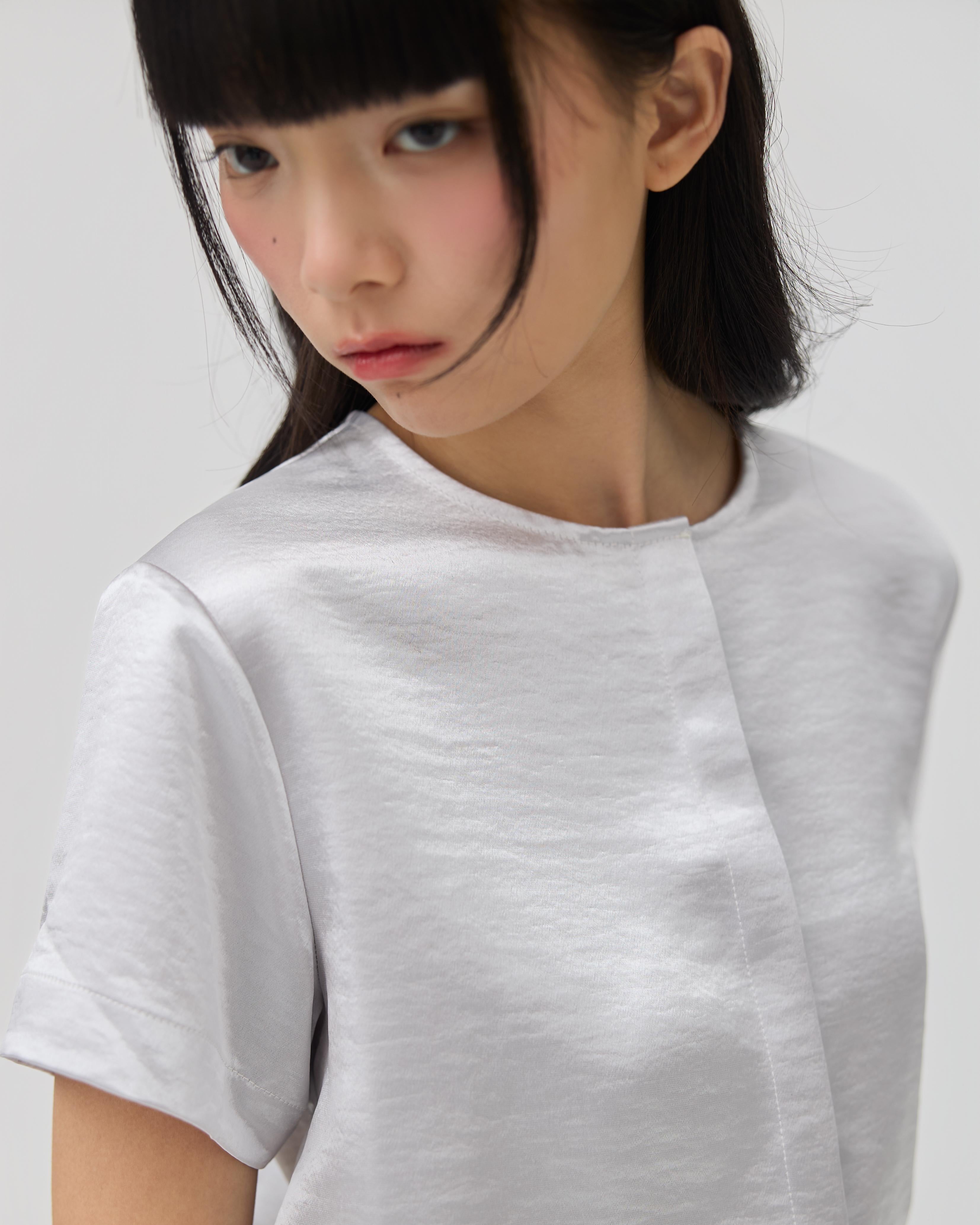 3EIGHTH | Nimai 2-Way Scarf Top In Silver Satin