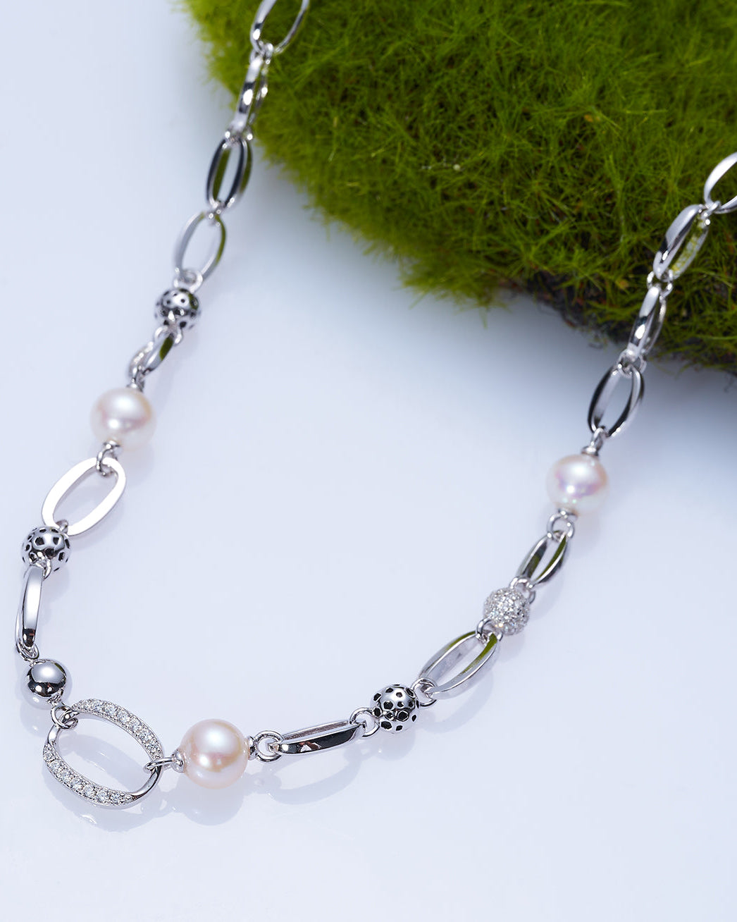 PEARLY LUSTRE | Top Grade Freshwater Pearl Necklace & Earrings Set WS00132 | SAFARI