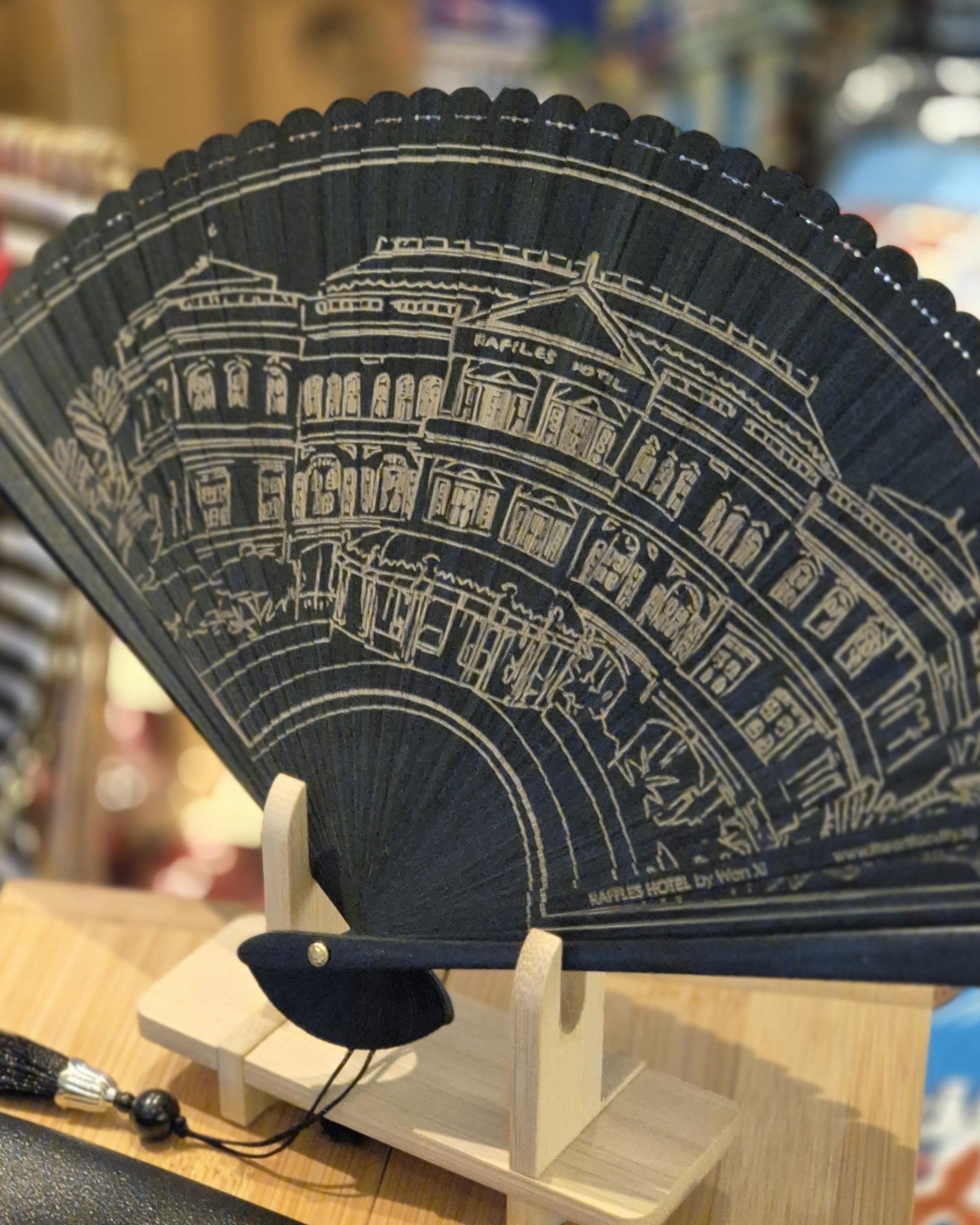 THE ART FACULTY | Small Fan