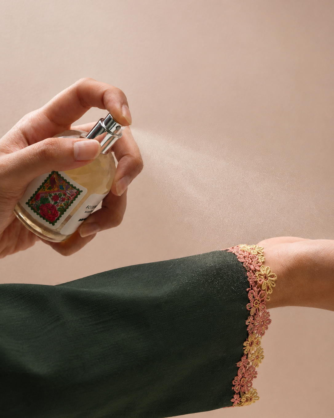 POSTCARD | Threads of Nonya Anywhere Fragrance