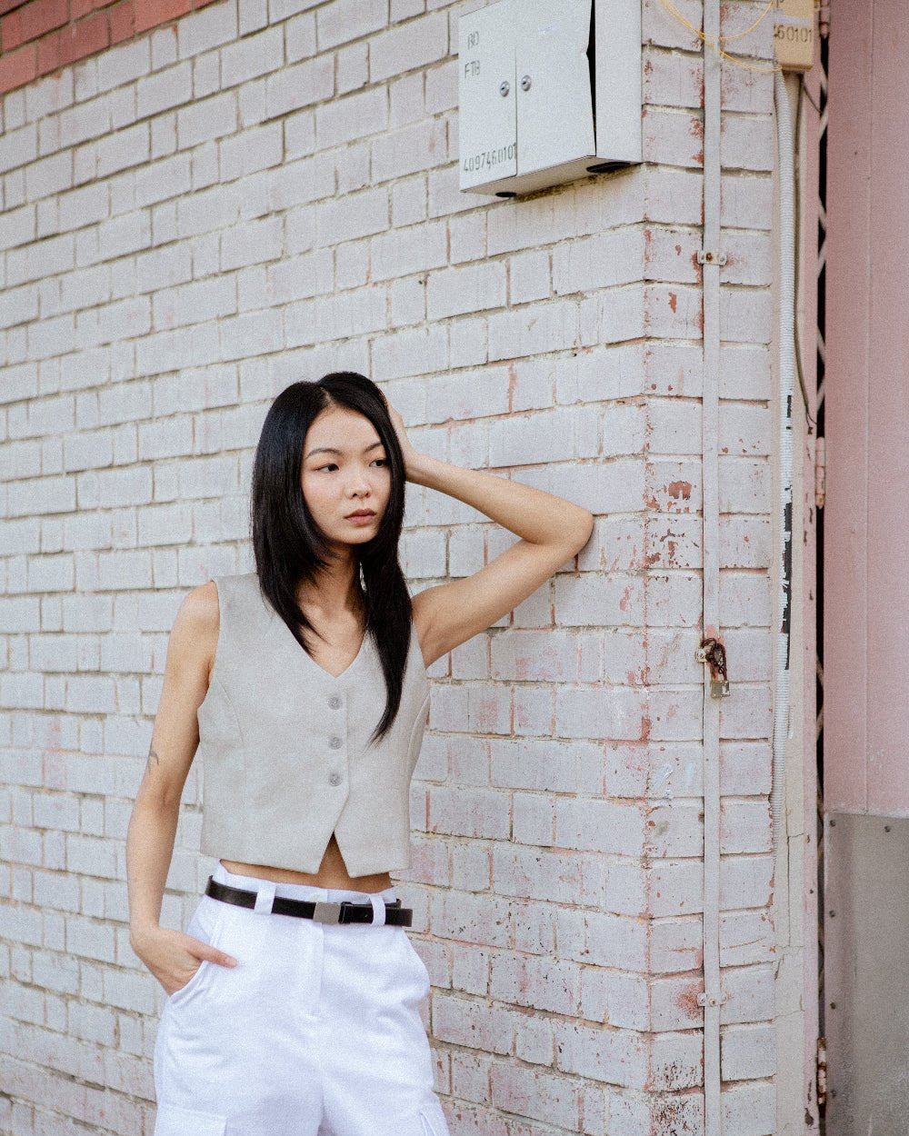 SAERO COLLECTIVE | Hae Structured Vest | Sand
