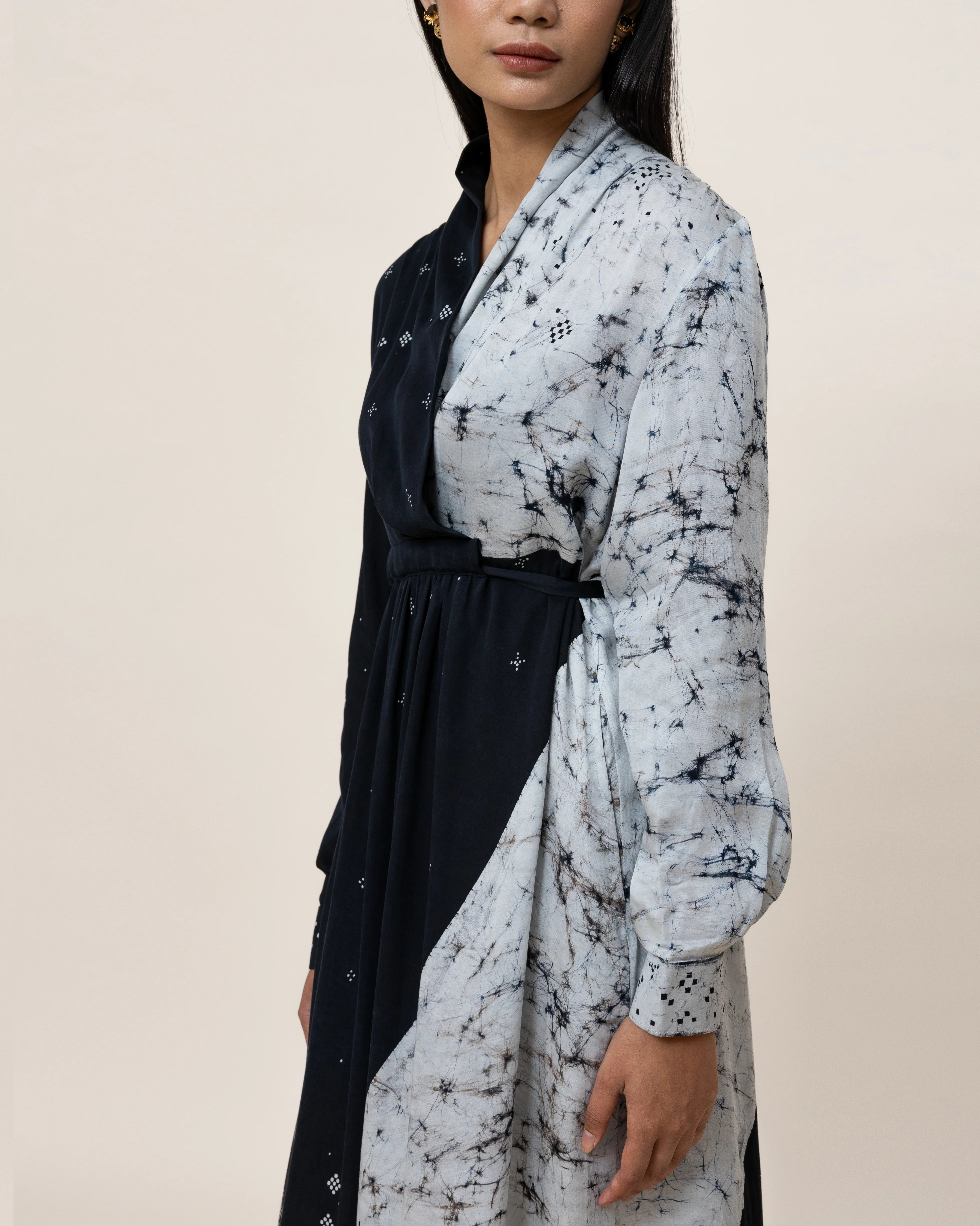 SUKKHA CITTA | ANGKASA - Long Sleeves Evening Dress