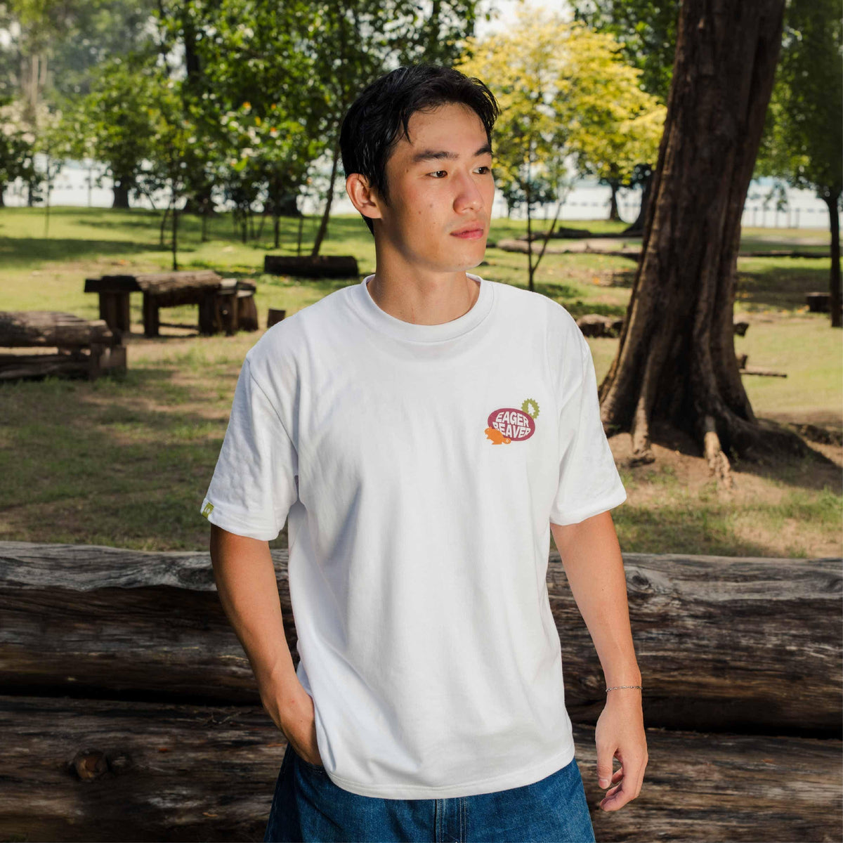 TALKING TOES | Eager Beaver Oversized Tee | White