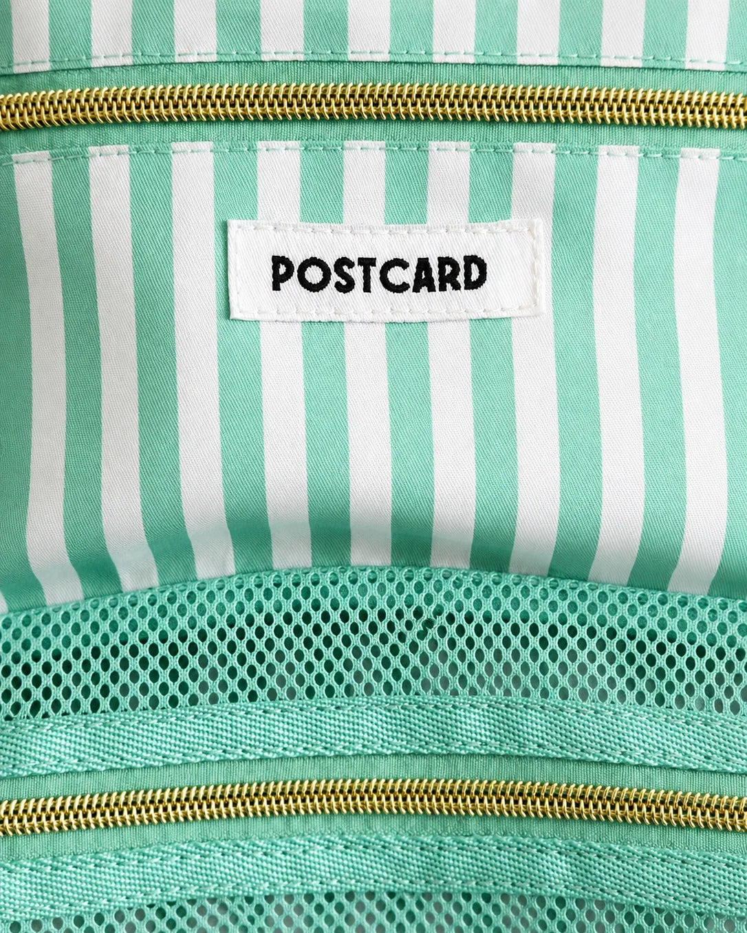 POSTCARD | The Layover Pouch