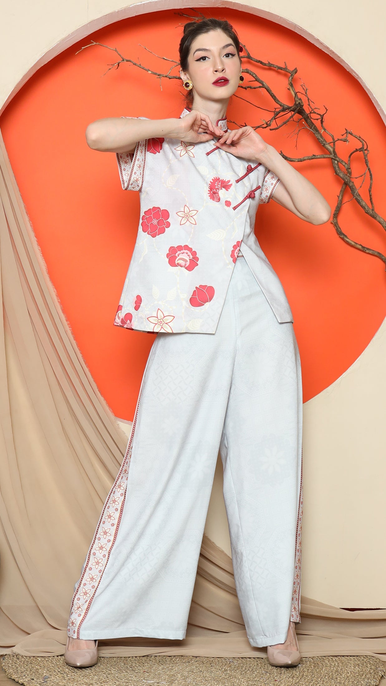 KANZI COLLECTION | Grey Cheongsam Floral Vest With Wide Leg Pant Set