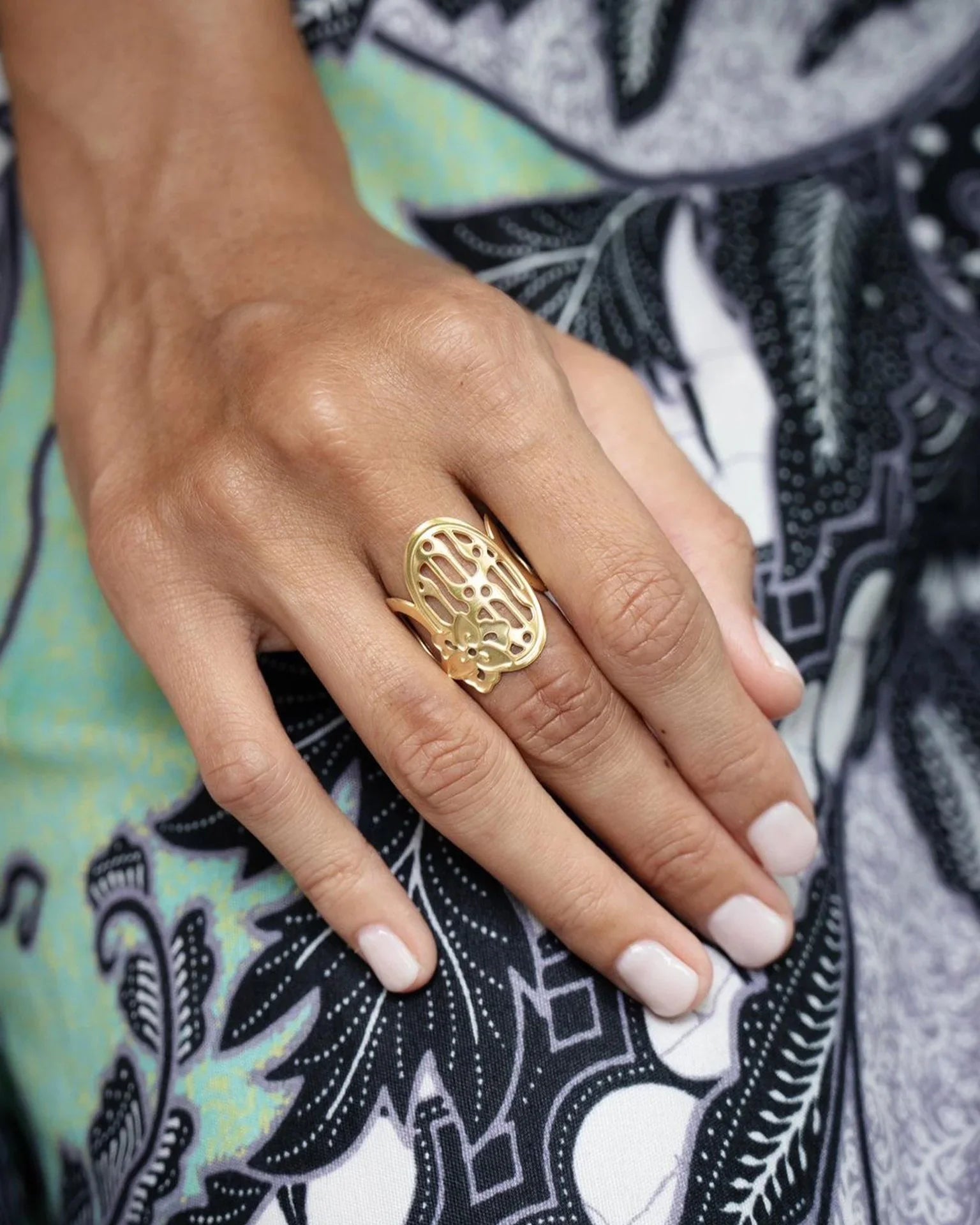 EMBRACE JEWELLERY | Parang Floral Ring