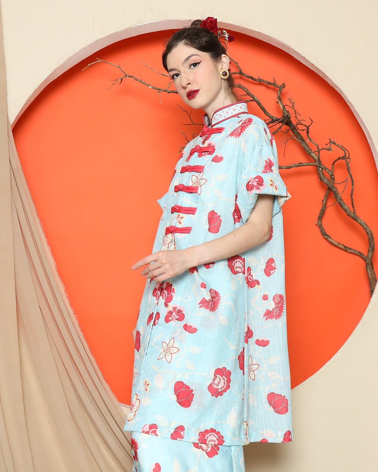 KANZI COLLECTION | Blue Floral Cheongsam Skirt Set