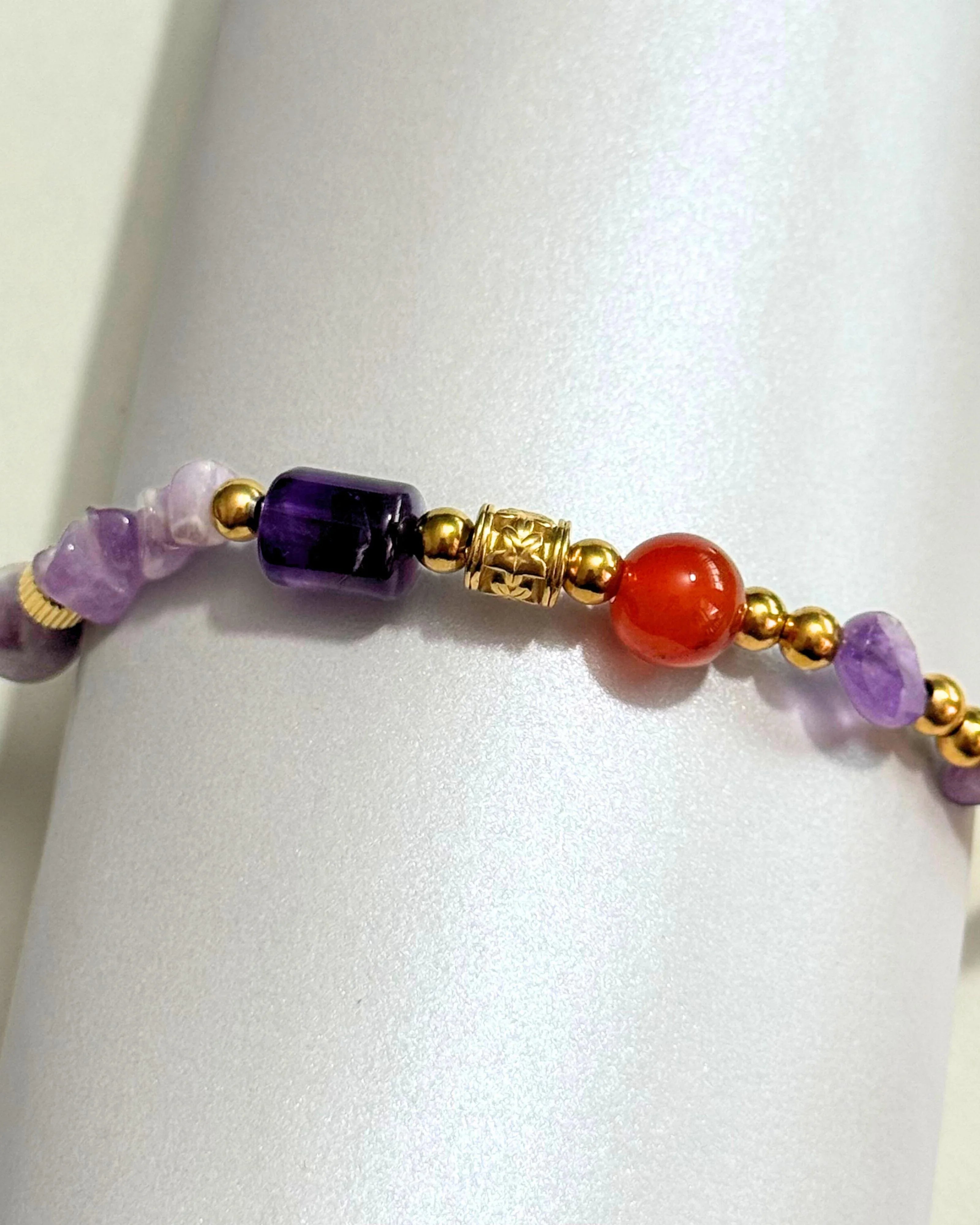 THE ANTECEDENT STORE | B - Calm & Courage Amethyst With Red Agate Bracelet