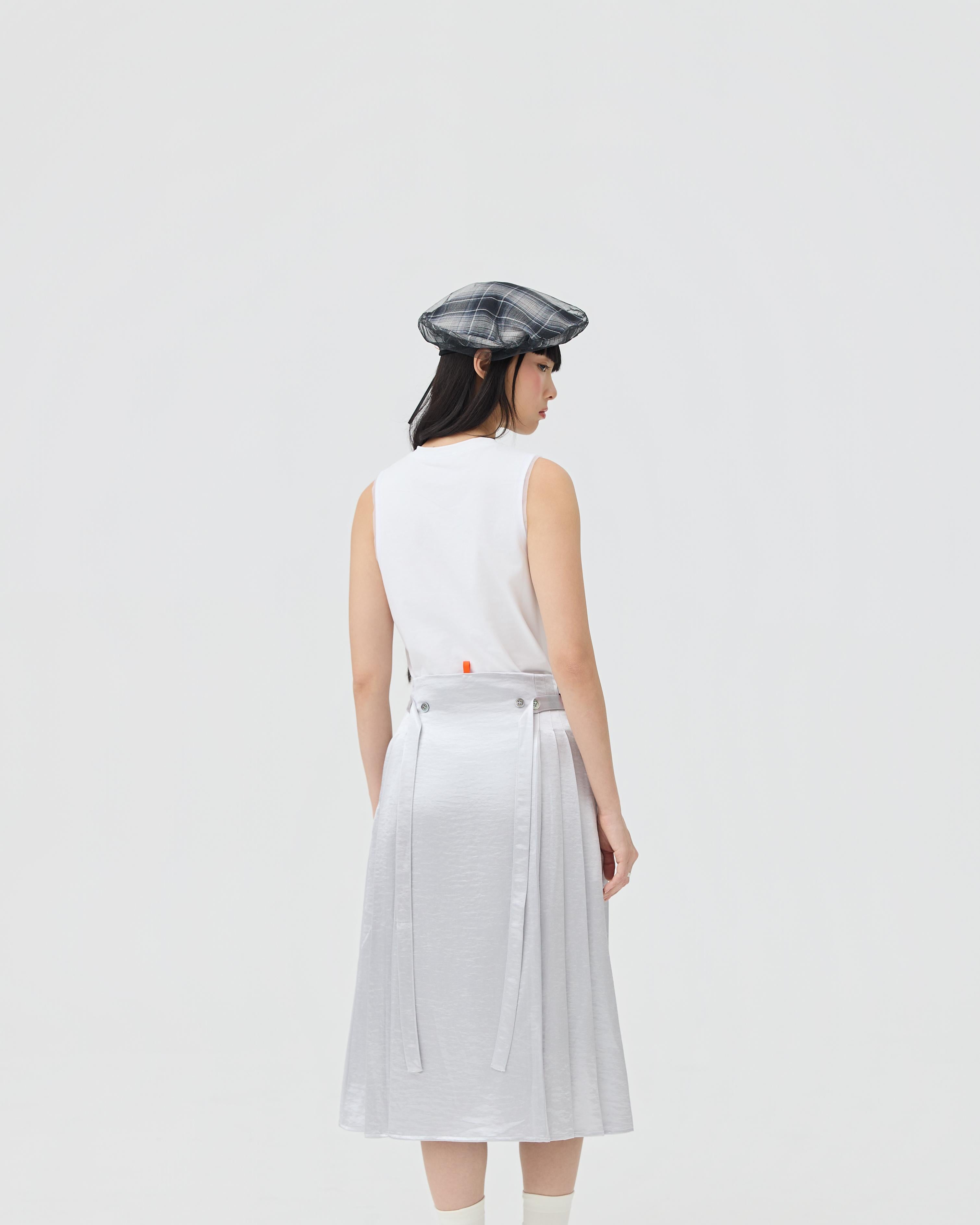 3EIGHTH | Ginrin Skirt In Silver Satin