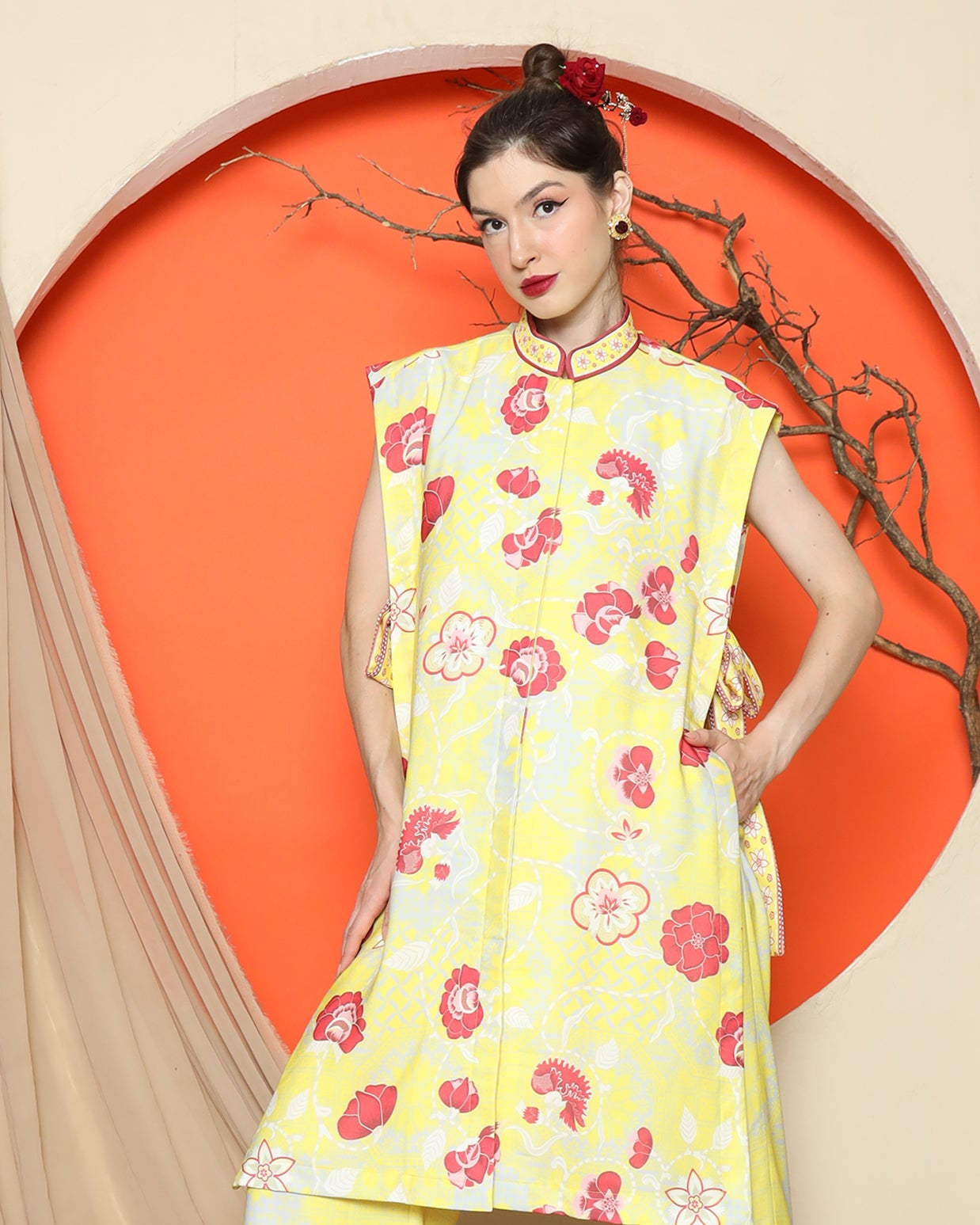 KANZI COLLECTION | Yellow Vest Kimono Jacquard Floral Pant Set