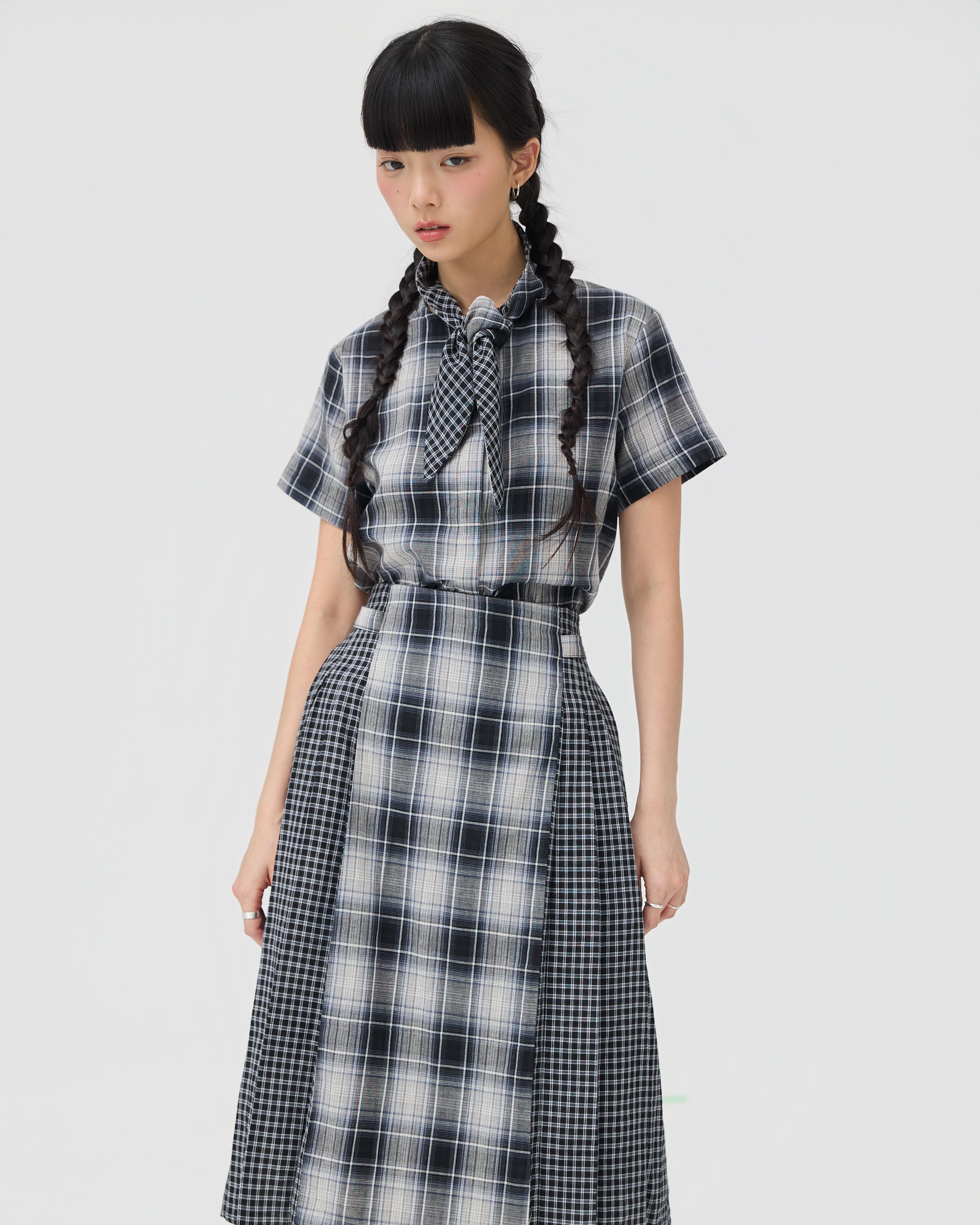 3EIGHTH | Ginrin Skirt In Black Tartan Double Gauze