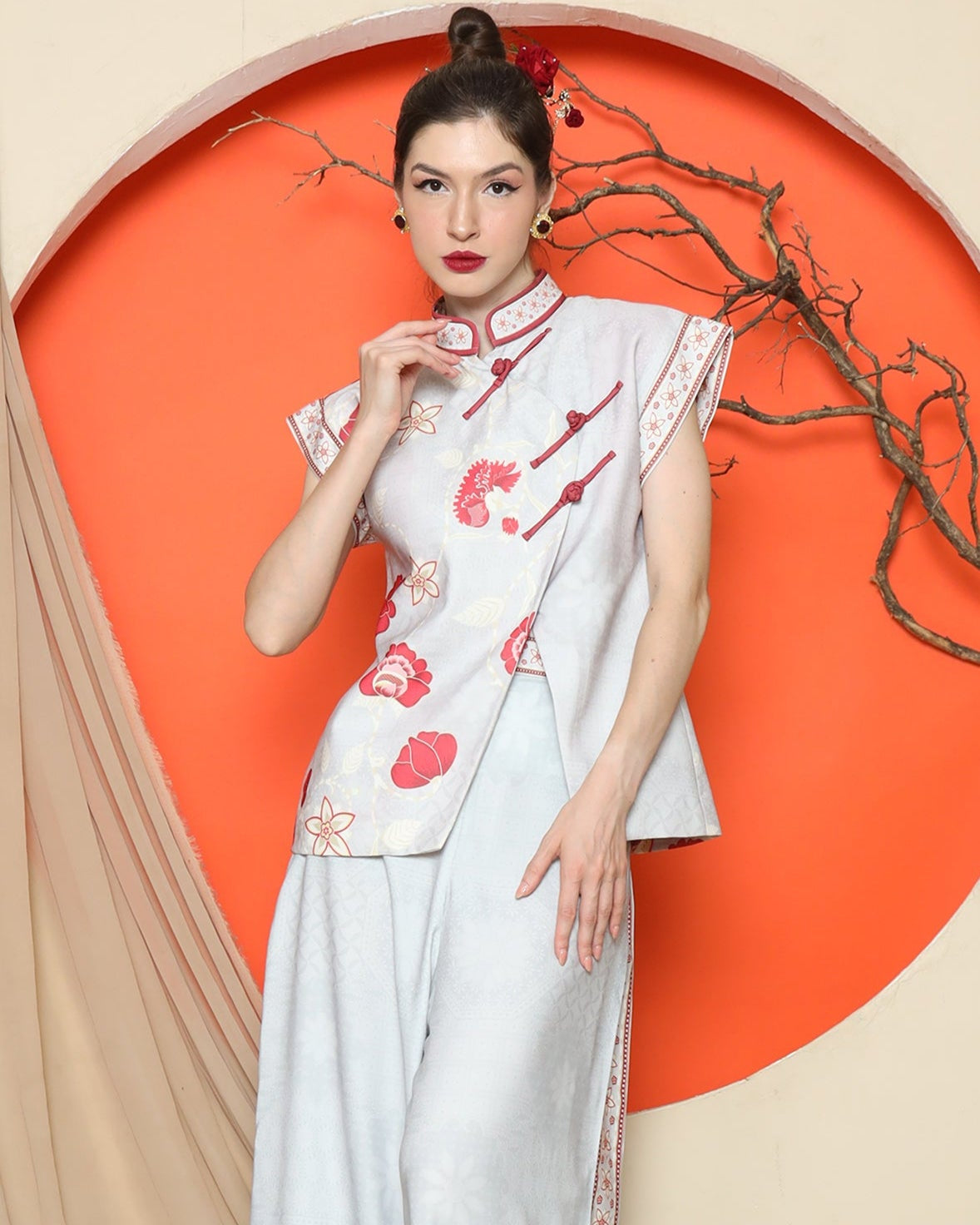 KANZI COLLECTION | Grey Cheongsam Floral Vest With Wide Leg Pant Set