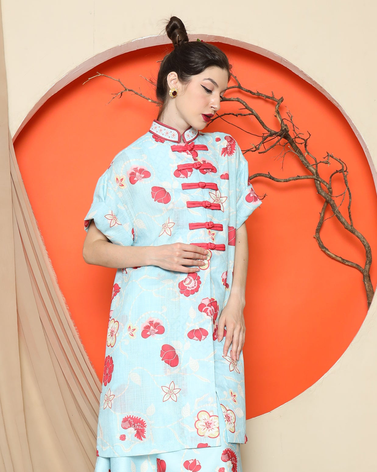 KANZI COLLECTION | Blue Floral Cheongsam Skirt Set