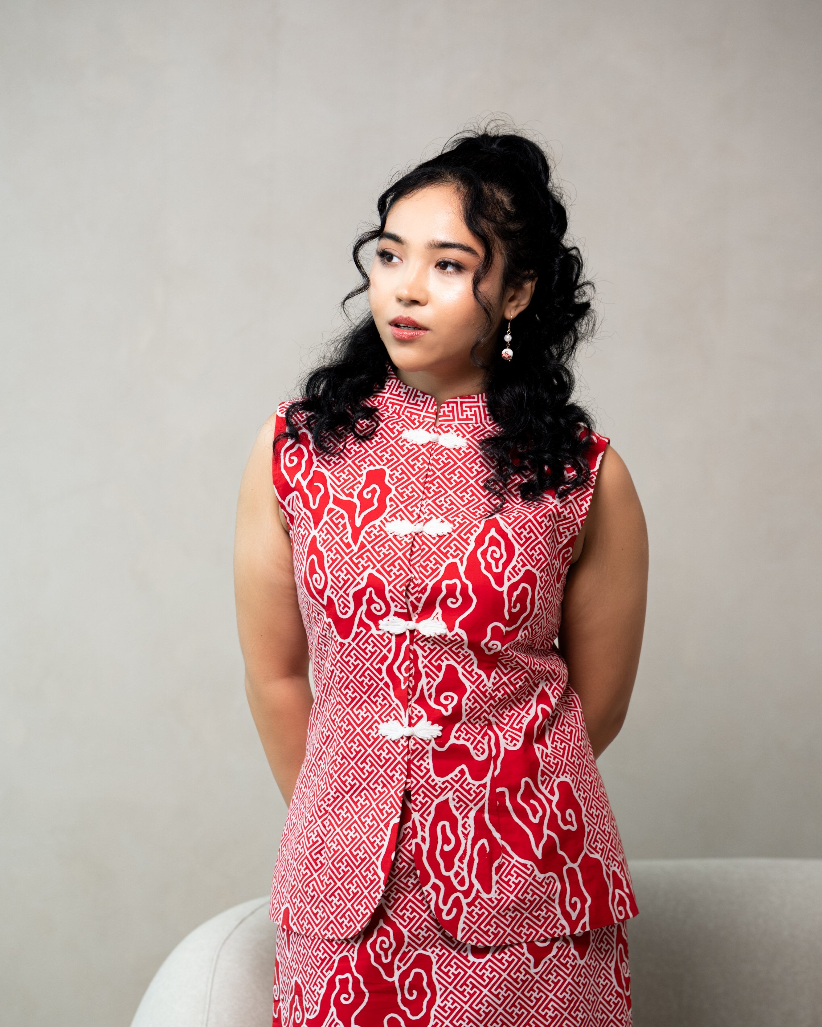 STUDIO GYPSIED | Batik Sleeveless Mandarin Blouse In Tumbuh Saga Seed Red