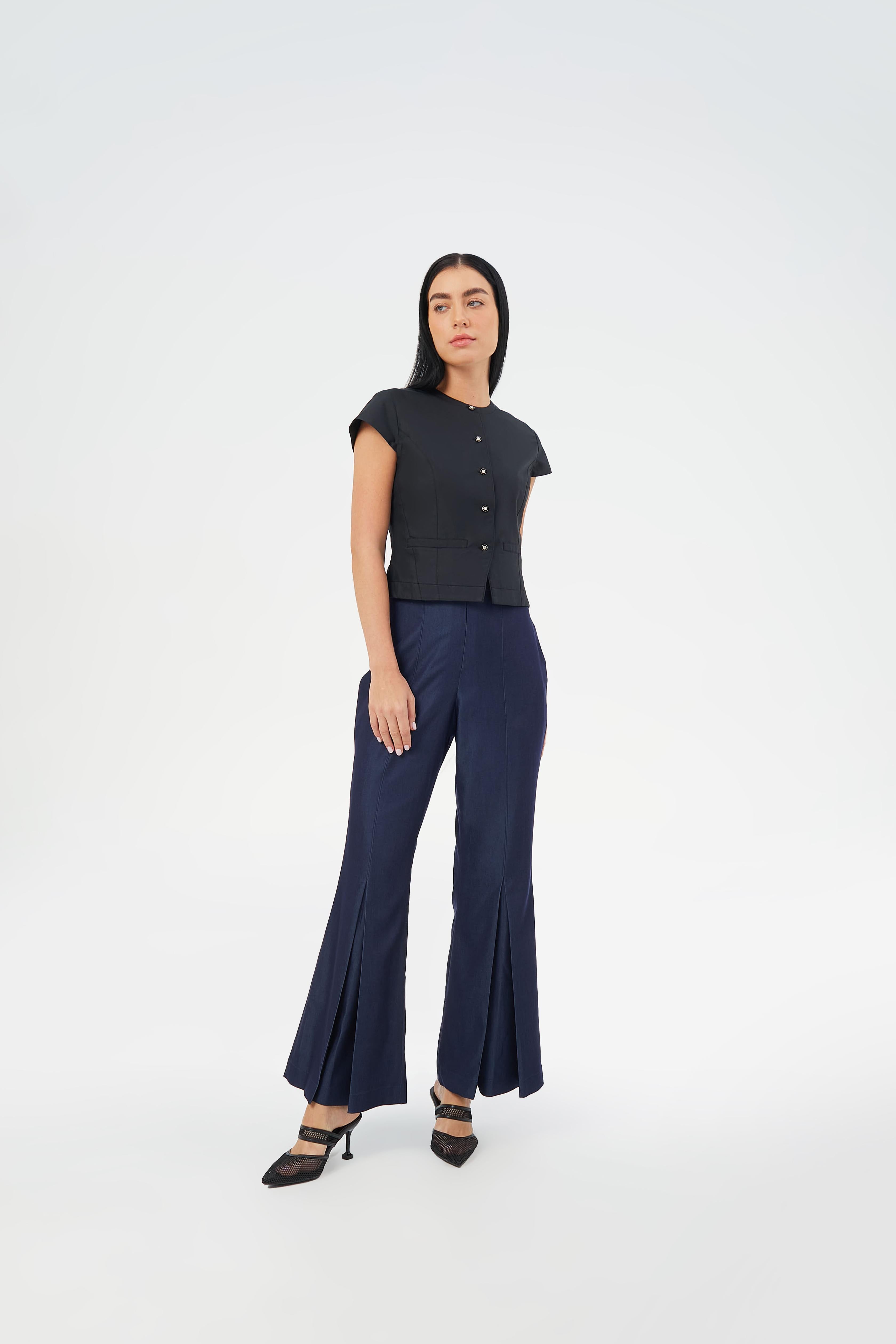CAELI ECO LUXE | Tailored Button Top