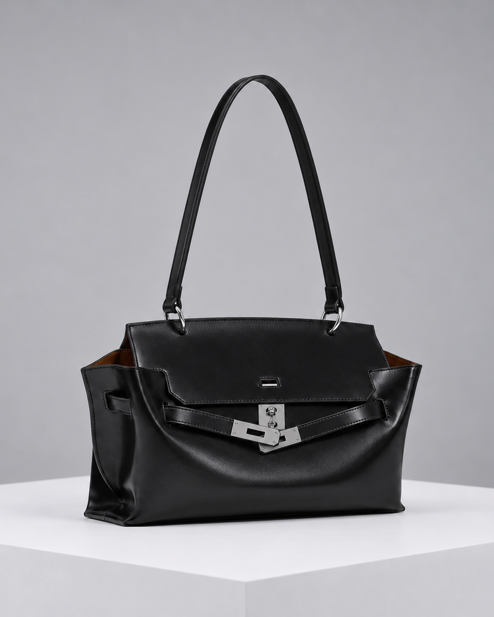 WU HAUS | LE H 42 Black Leather Shoulder Bag