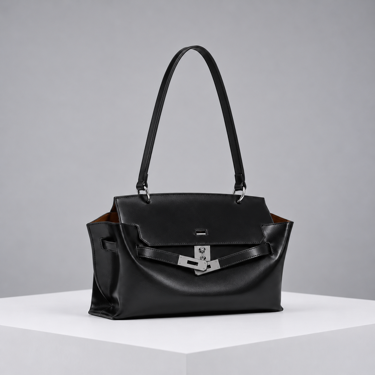 WU HAUS | LE H 42 Black Leather Shoulder Bag
