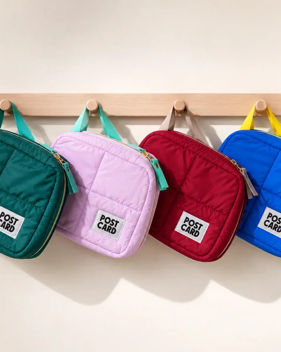 POSTCARD | The Layover Pouch