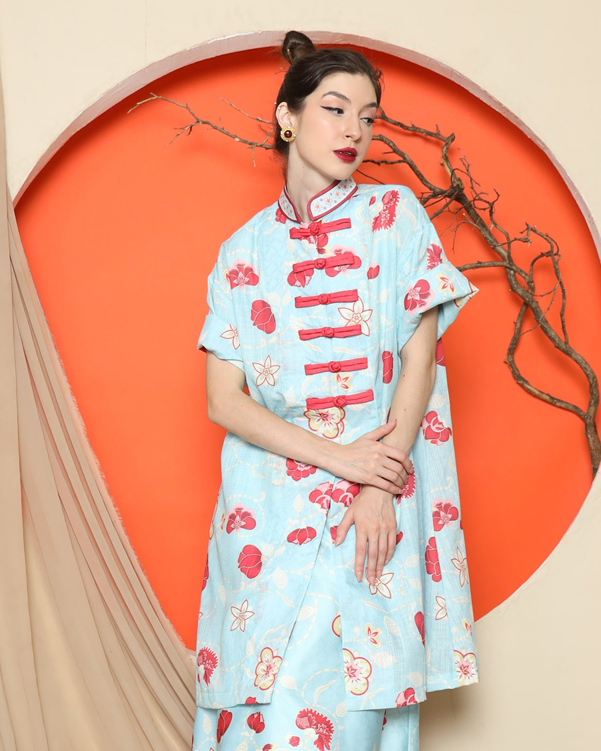 KANZI COLLECTION | Blue Floral Cheongsam Skirt Set