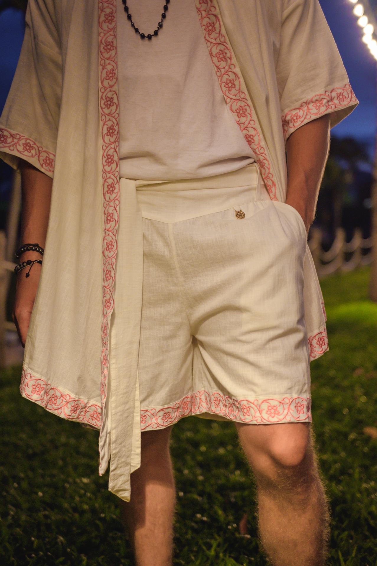 RAJA RANI | Embroidered Linen Robe and Shorts Set