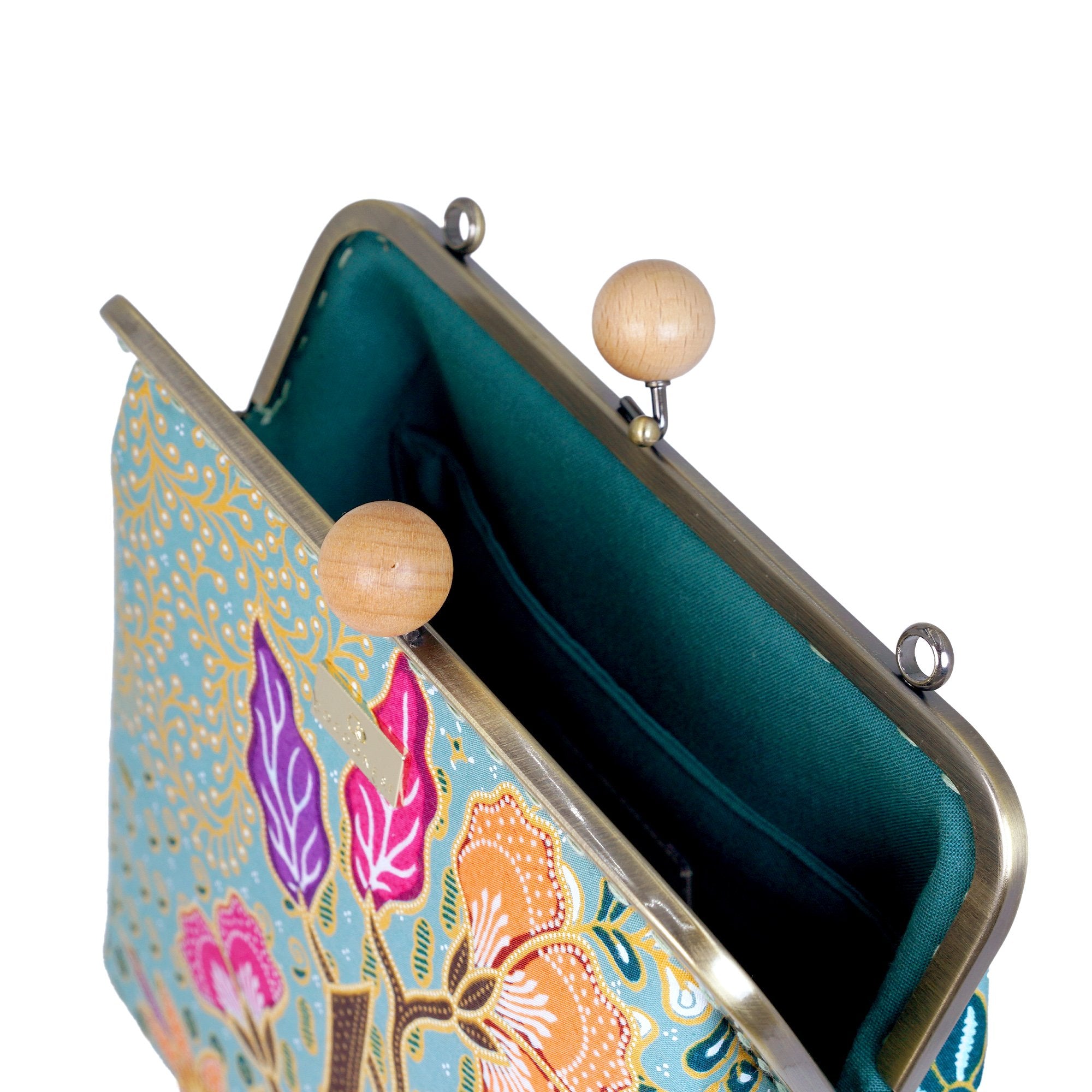 COCOONESE | Clasp Sling With Wooden Ball - Daylight Riddle (GN)