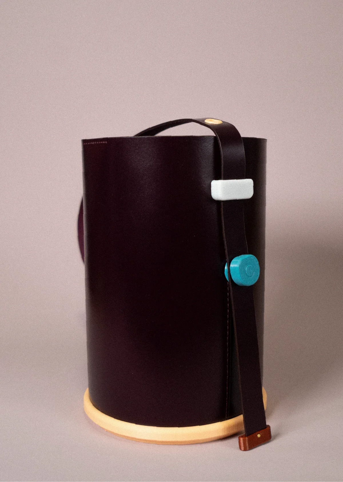 TOW TOW | Pail Series 03