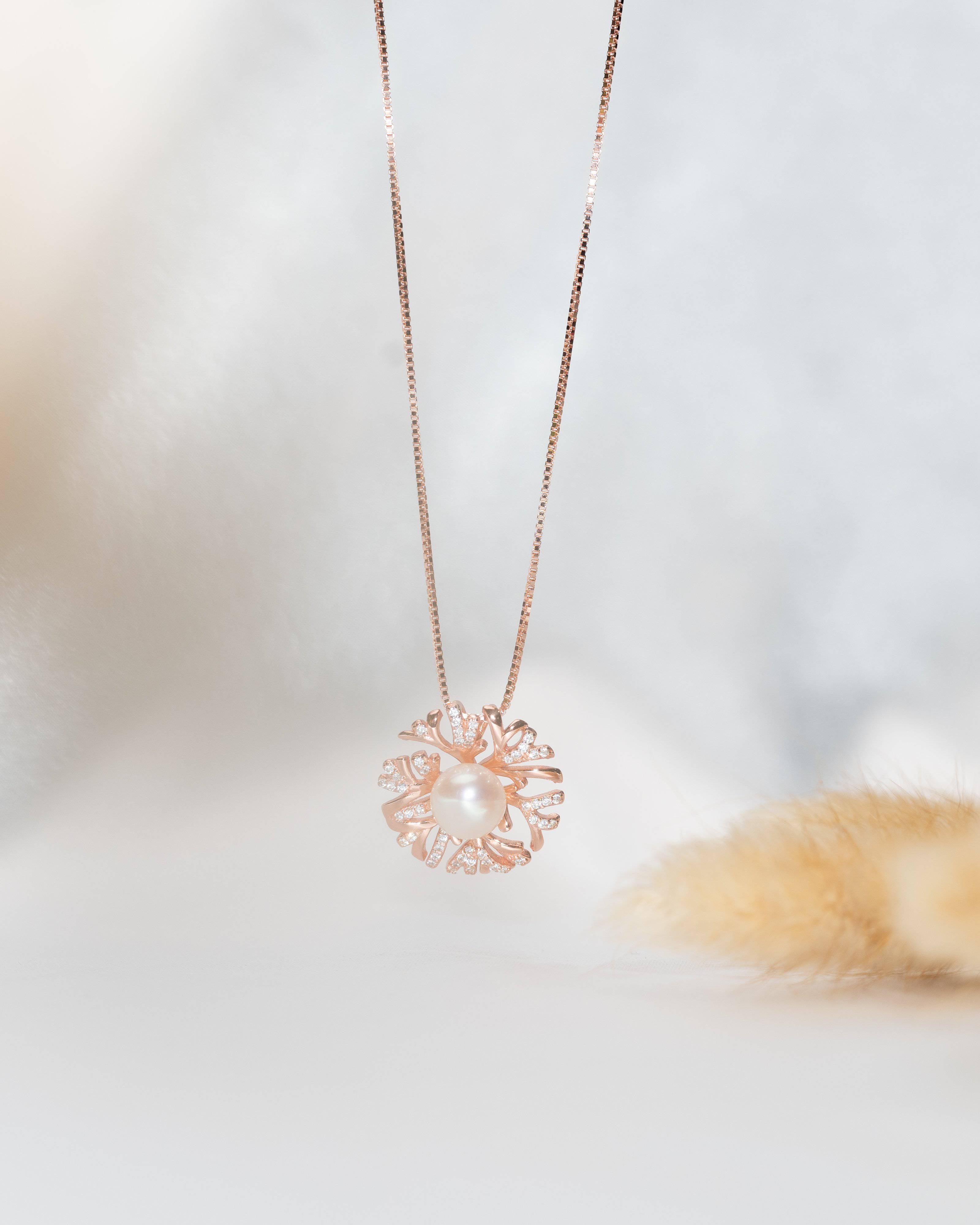 PEARLY LUSTRE | Elegant Freshwater Pearl Set WS00056 | GARDENS