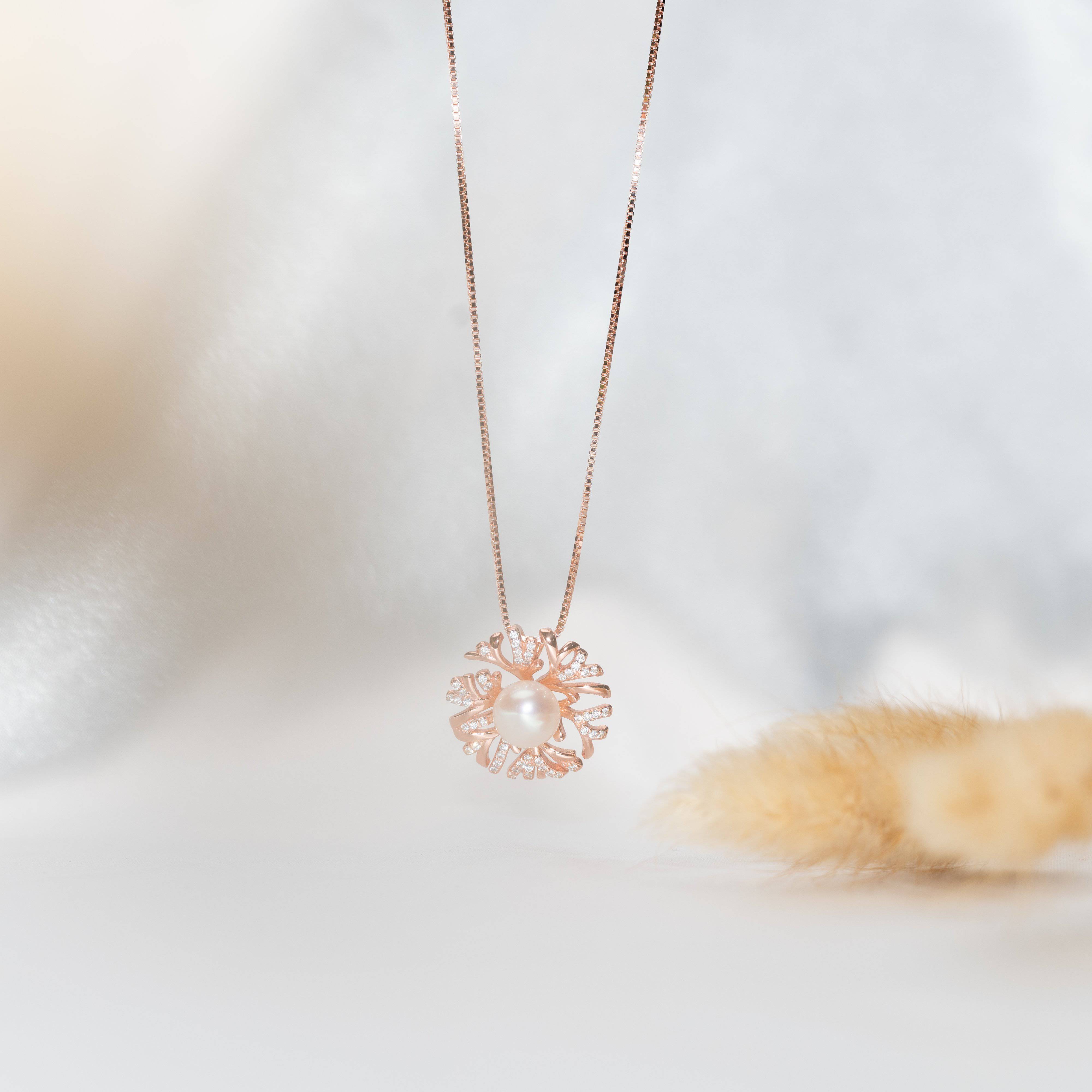 PEARLY LUSTRE | Elegant Freshwater Pearl Set WS00056 | GARDENS