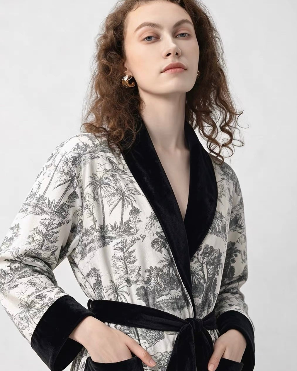 BELLS & BIRDS | Jardin Plush Robe