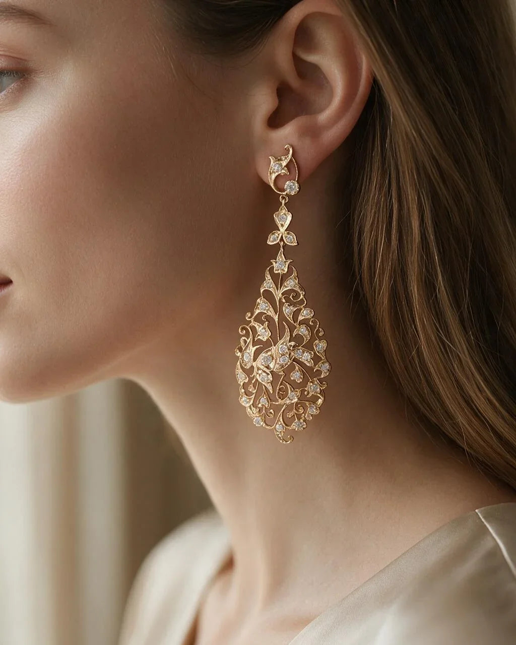 FOUNDATION JEWELLERS | 18K Yellow Gold Natural Diamond Earring - PE101765