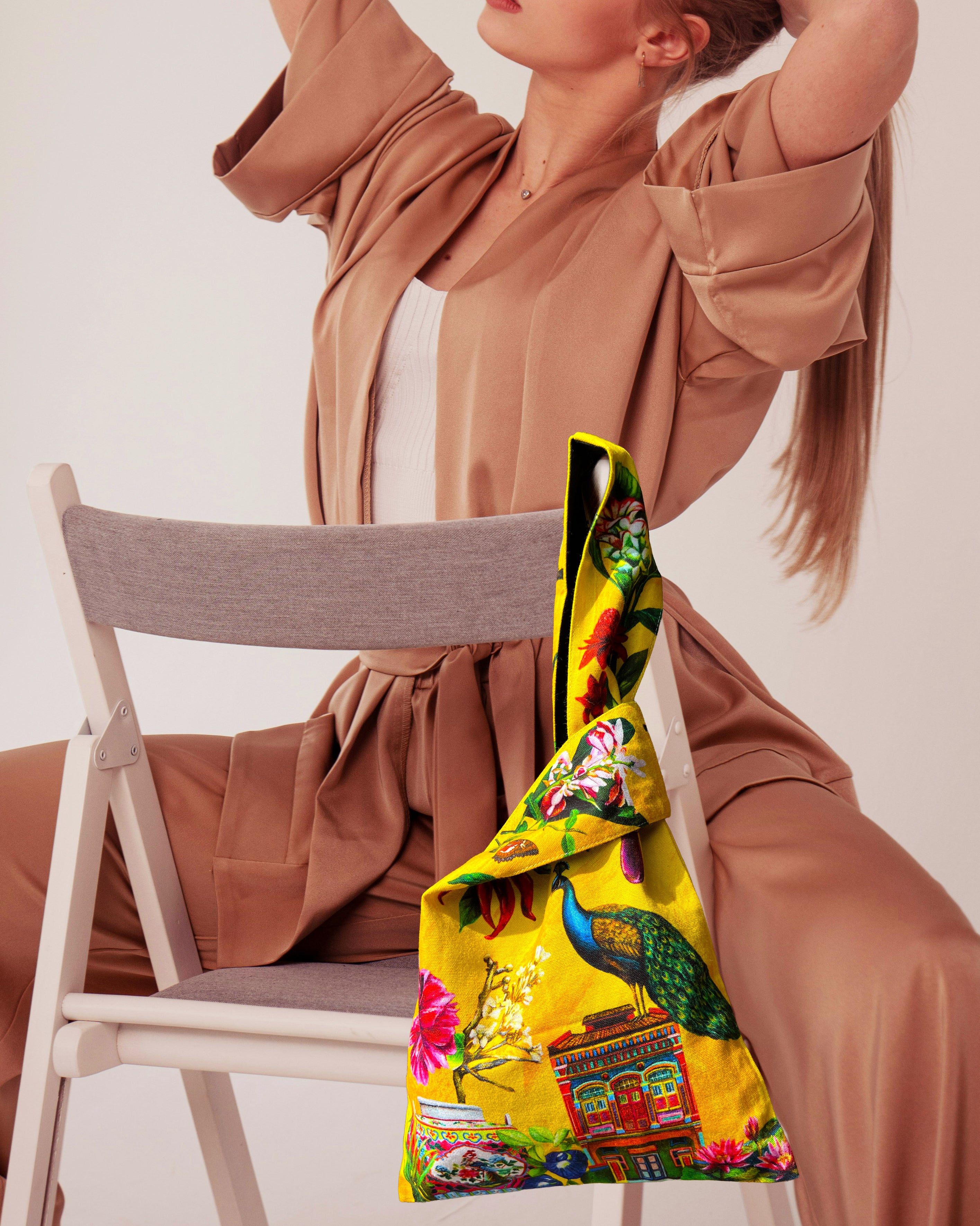 KELLY SER ATELIER | Knot Bag: Peranakan Treasures