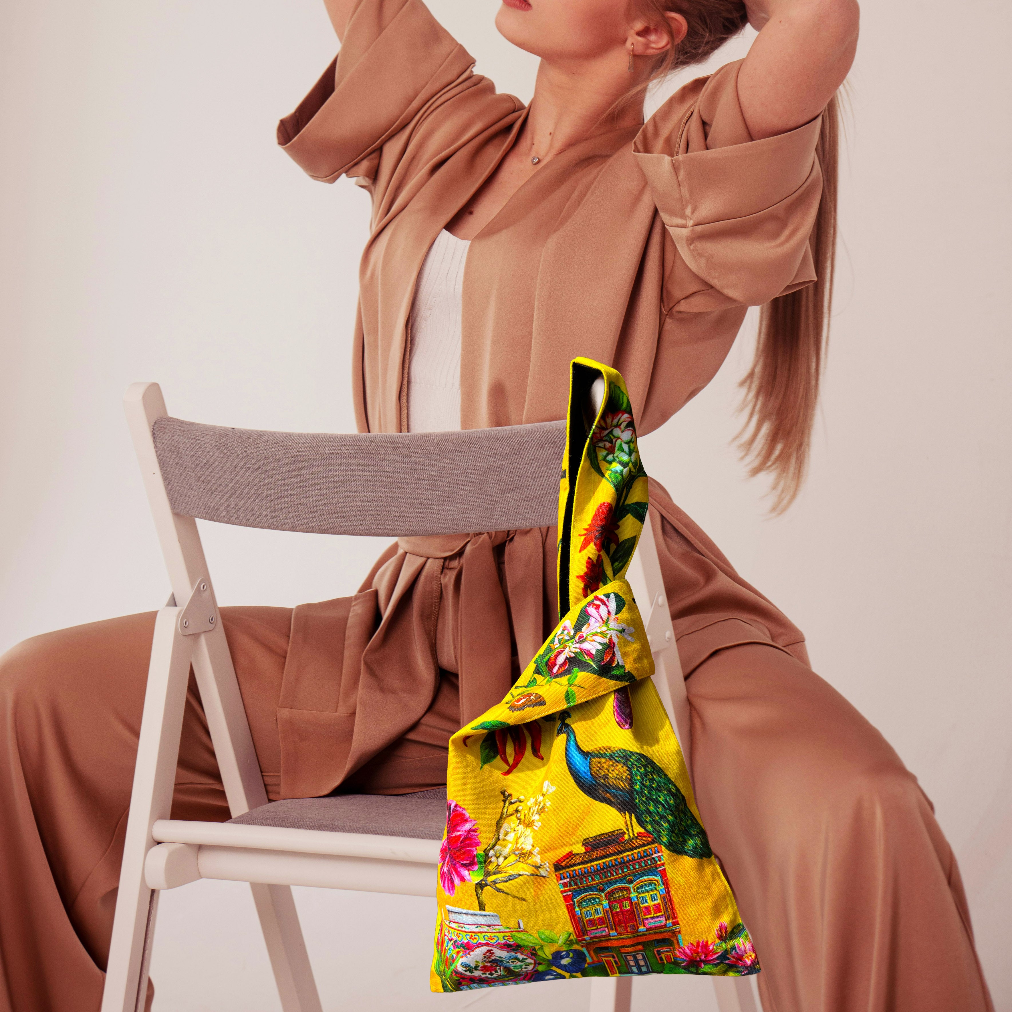 KELLY SER ATELIER | Knot Bag: Peranakan Treasures