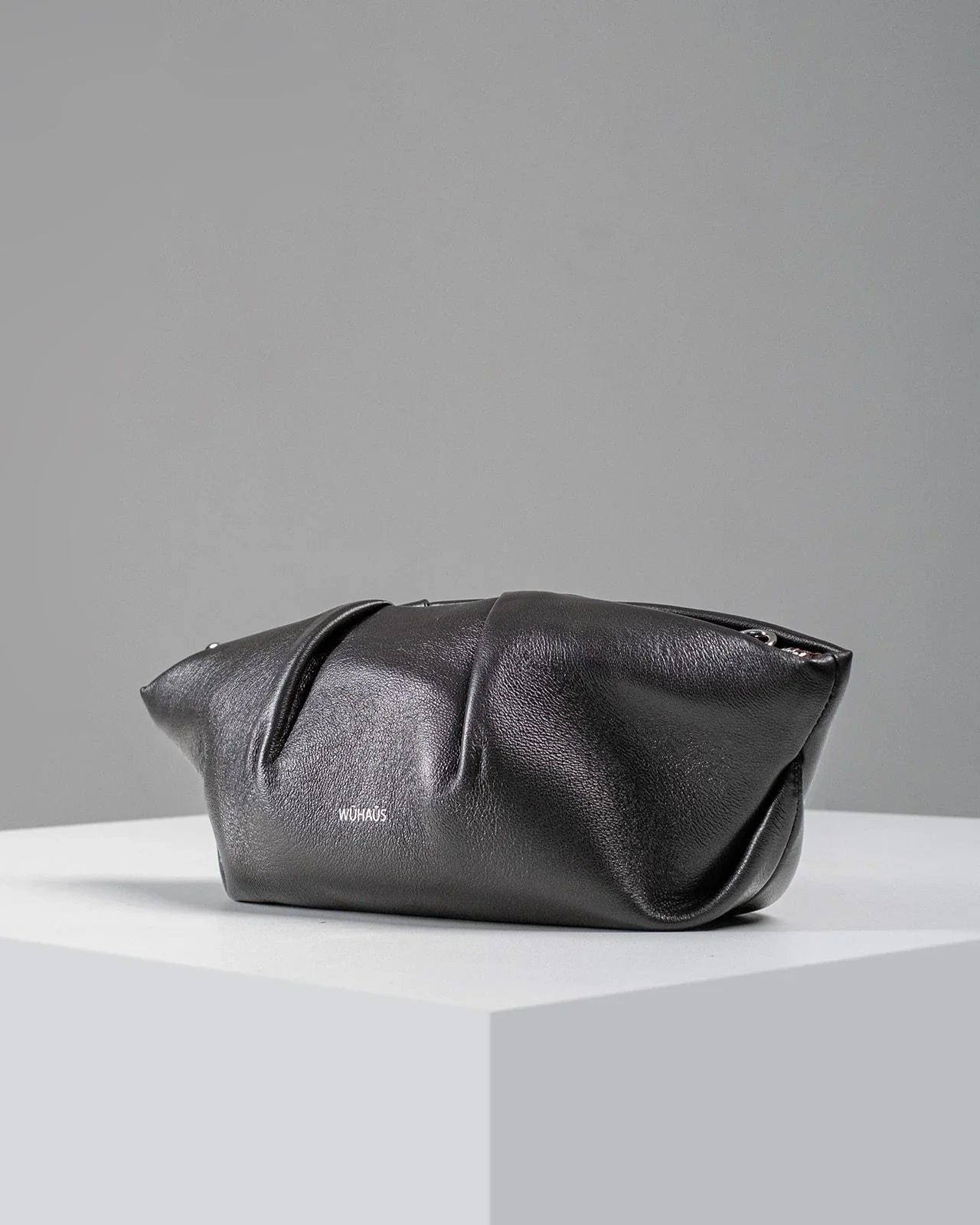 WU HAUS | Mori Leather Clucth