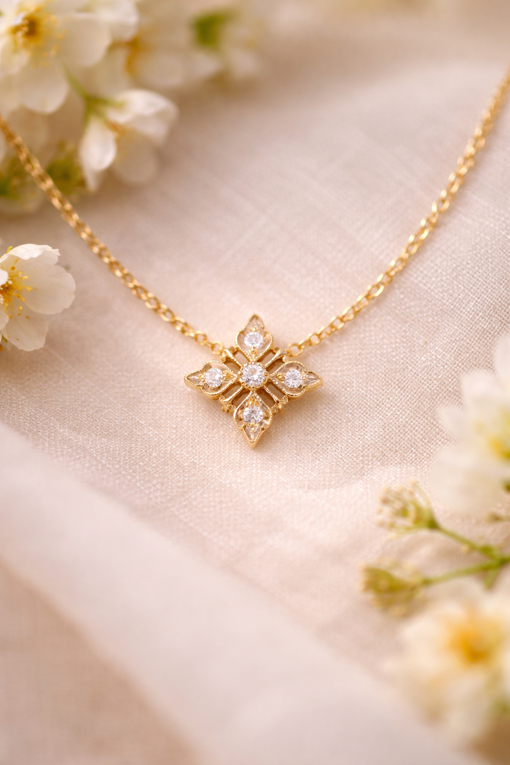 FOUNDATION JEWELLERS | 750 Y/G Peranakan Natural Diamond Pendant On Chain "Flower" 2.30gm D5-0.14ct
