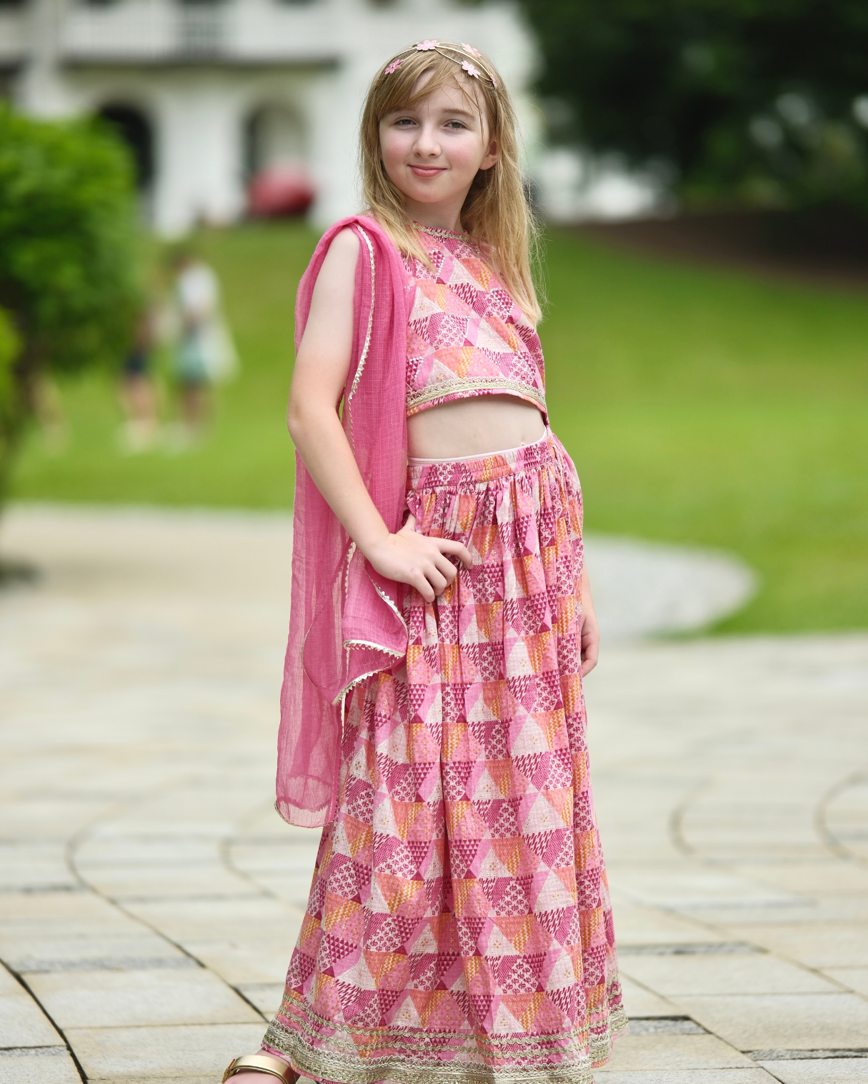 NIMBU | Mehak Pink Girls Sleeveless Sequinned Lehenga Set With Dupatta In Cotton