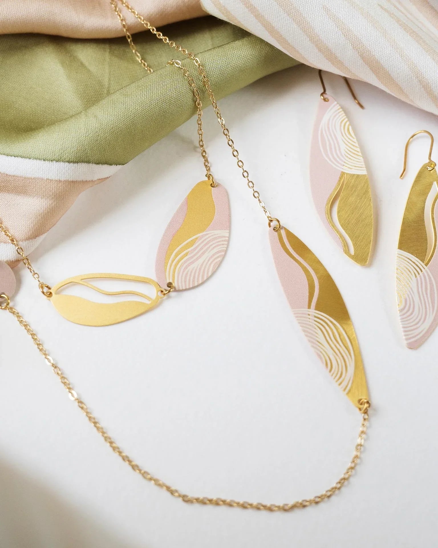 EMBRACE JEWELLERY | Dawn Bukit Necklace
