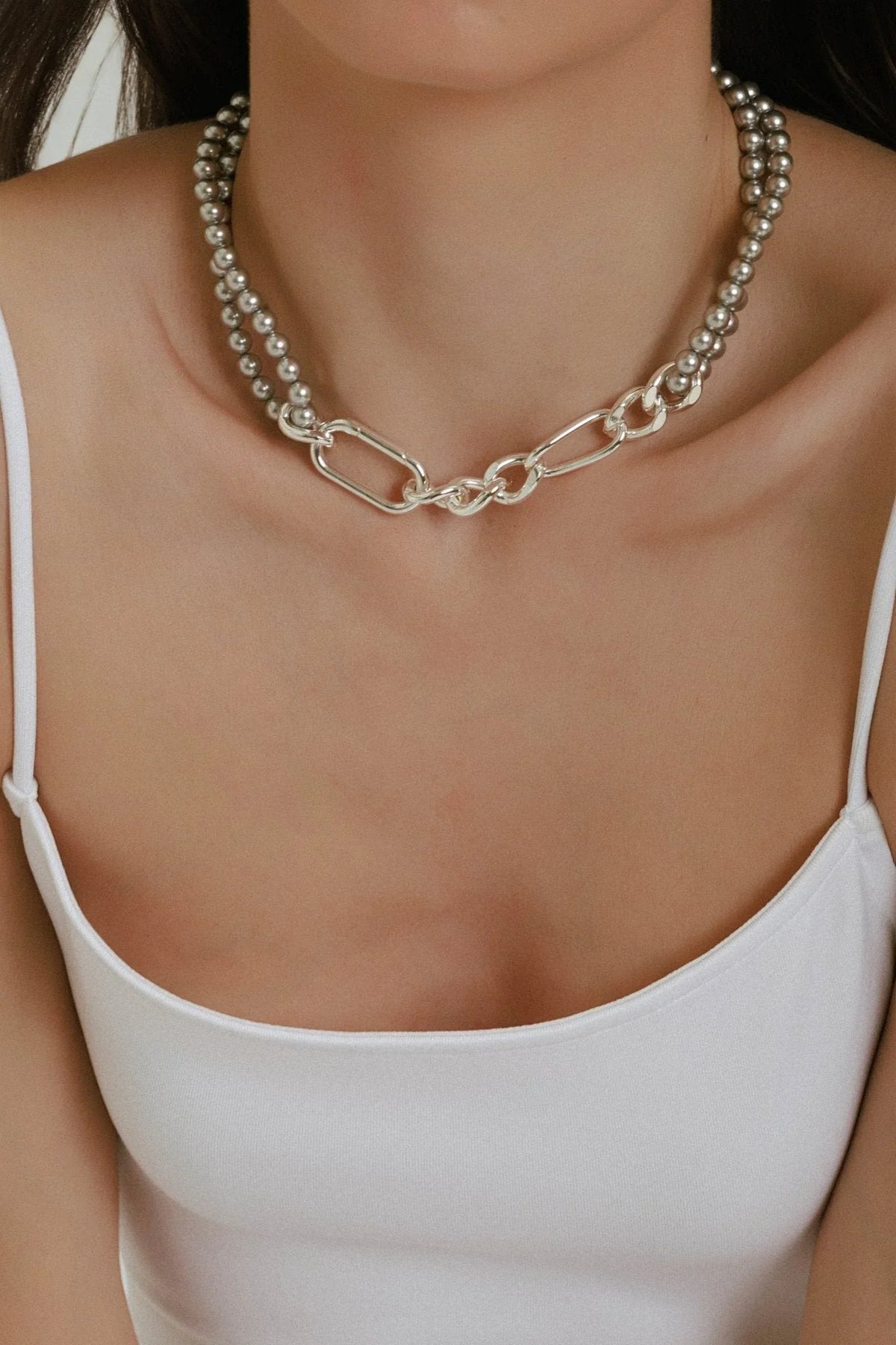 LARA & ELA | Monday Necklace