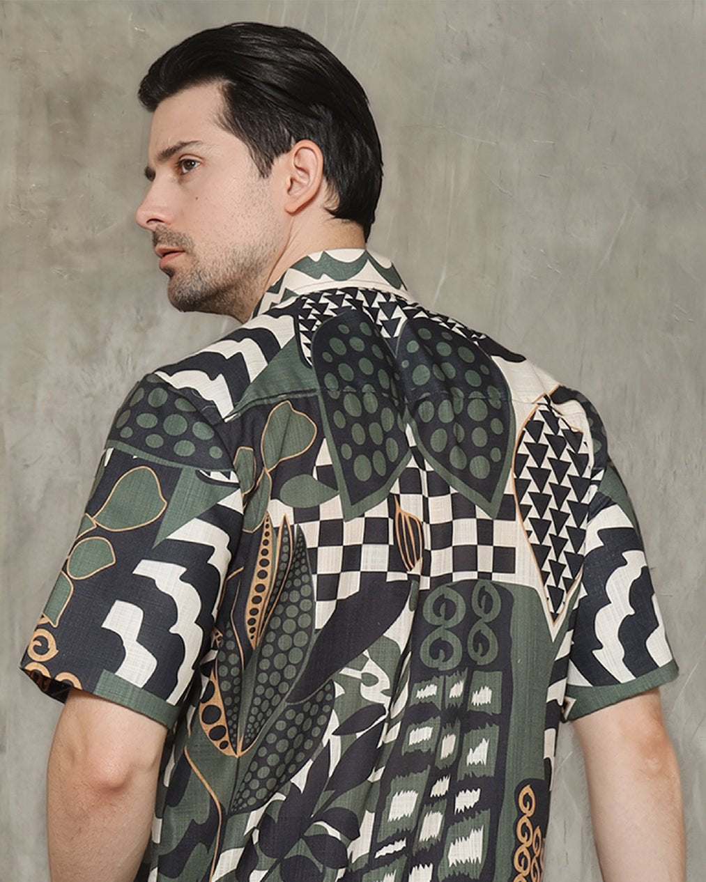 KANZI COLLECTION | Geometric Botanical Shirt