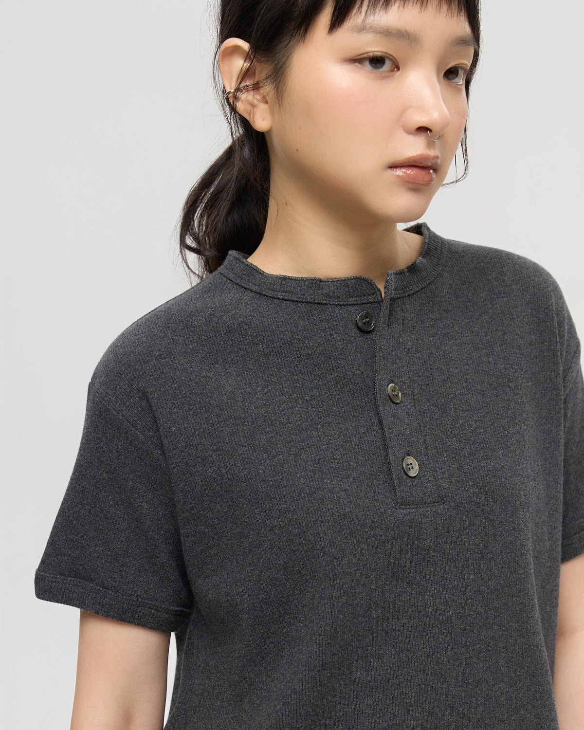 3EIGHTH | Military Henley Tee in Charcoal Marl