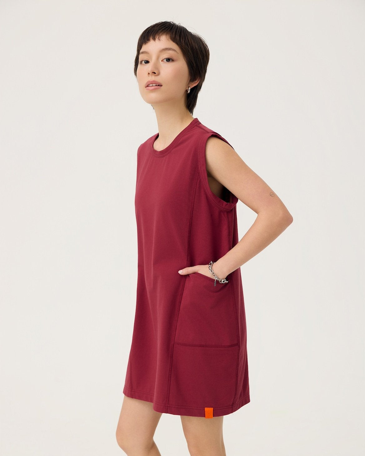 3EIGHTH | Cocoon Jersey Reversible Dress in Burgundy & Sappanwood