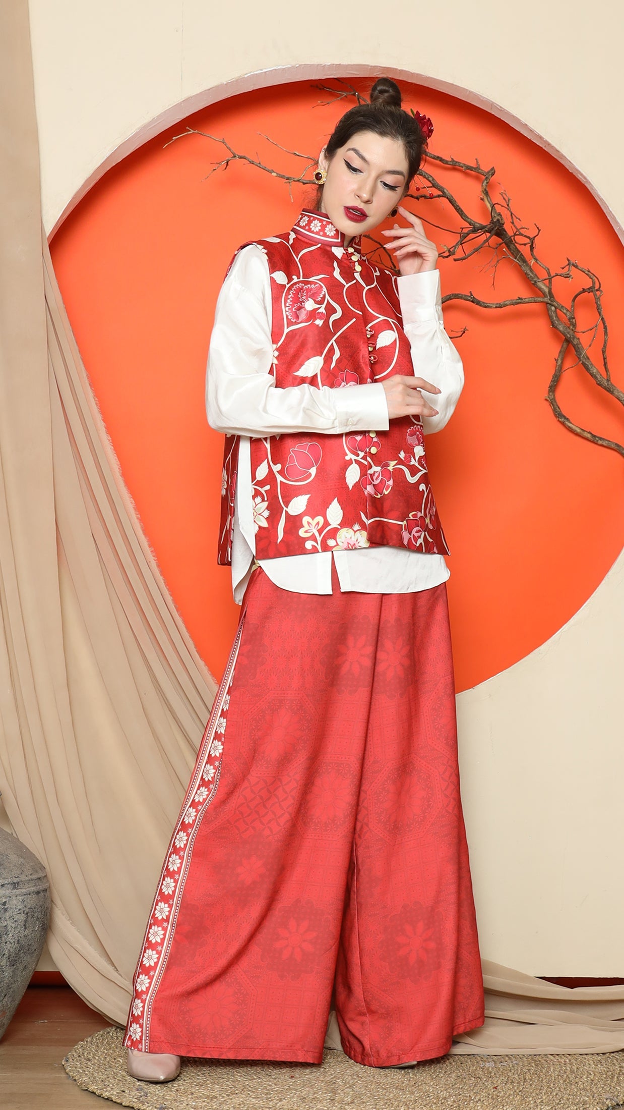 KANZI COLLECTION | Red Floral Side Button Vest With Pants Set