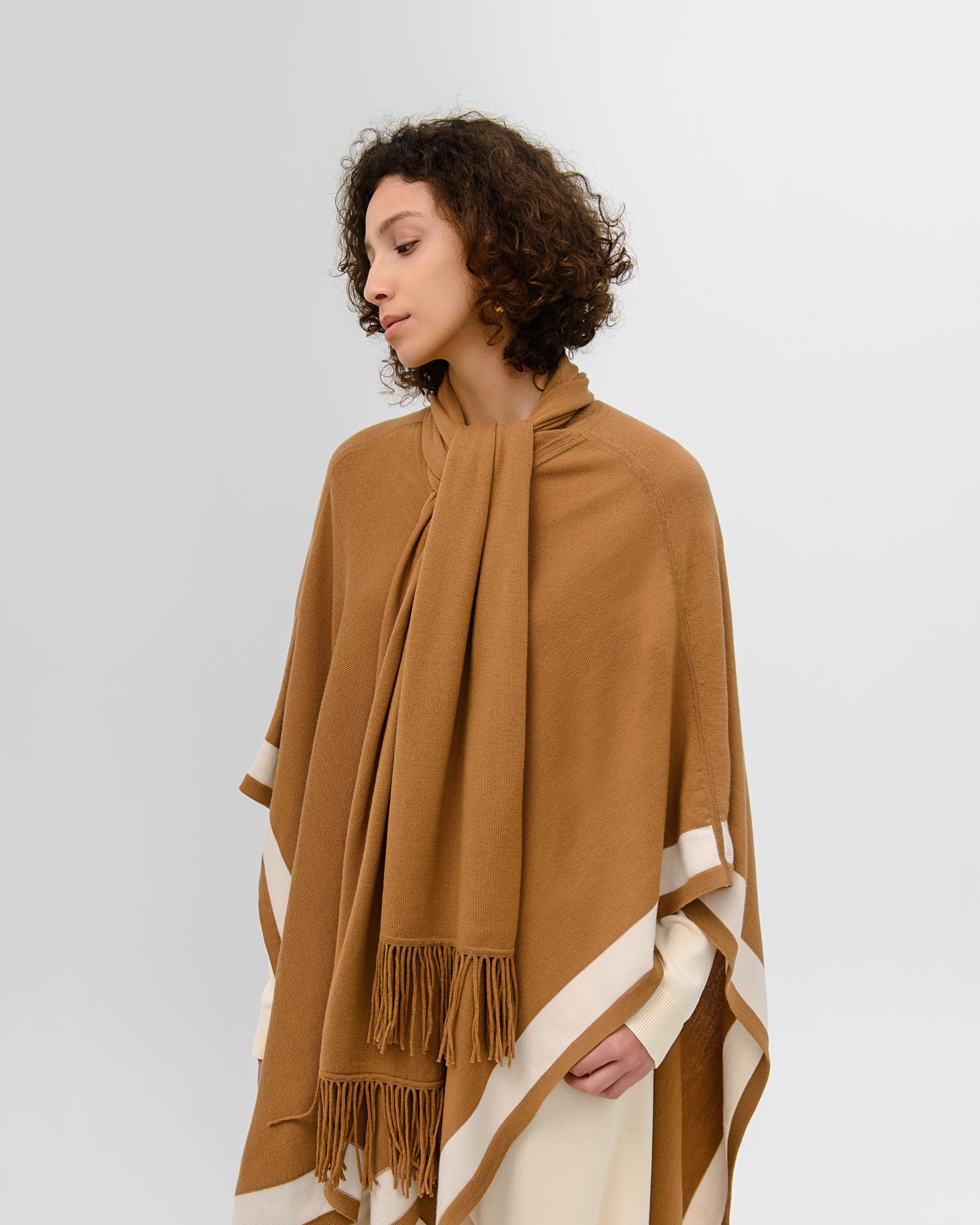 LAYERPLAN | Scarf Collar Wool Cape