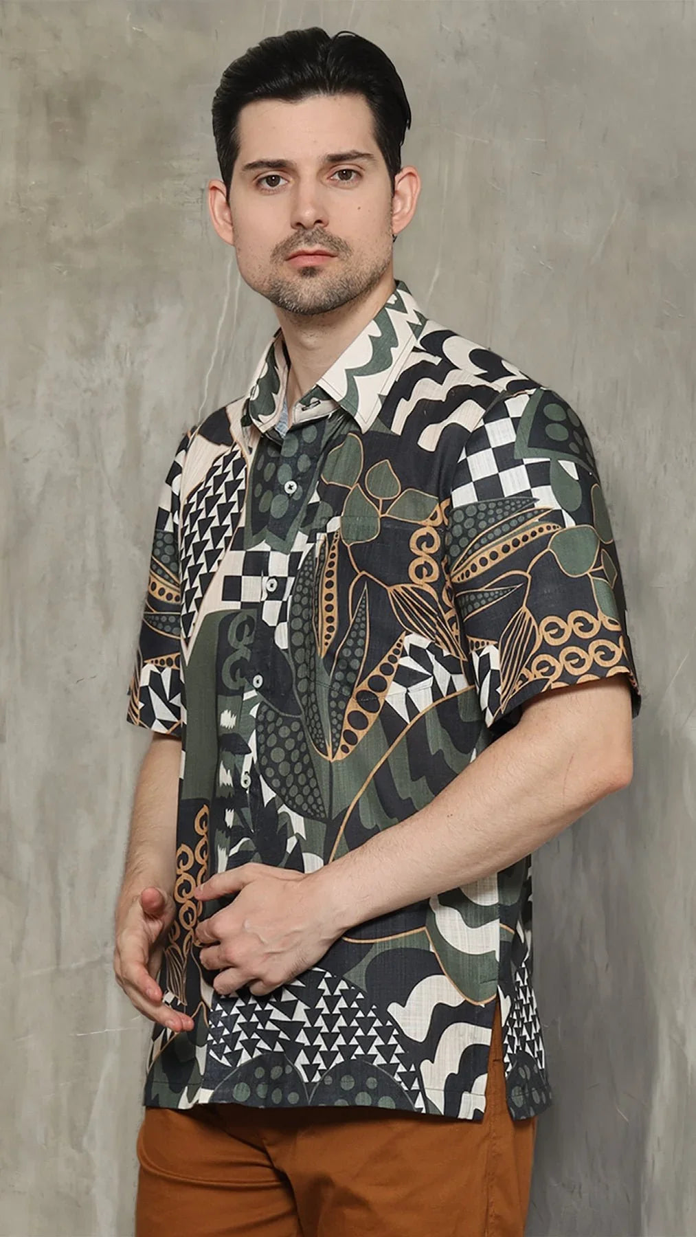 KANZI COLLECTION | Geometric Botanical Shirt