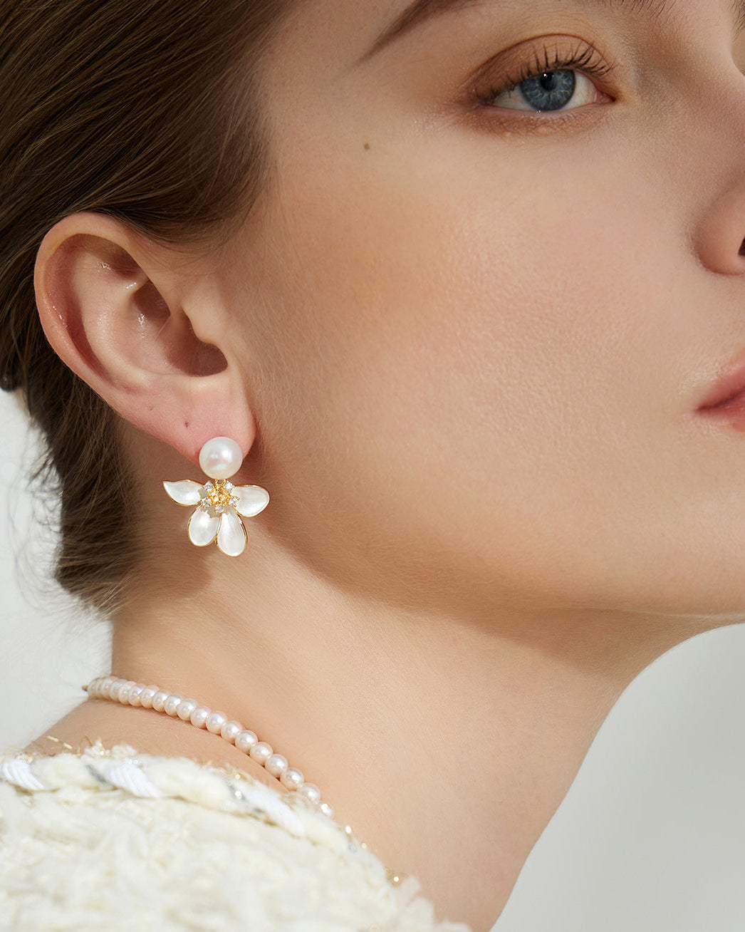 PEARLY LUSTRE | Top Grade Freshwater Pearl Earrings WE00802 | ORCHID