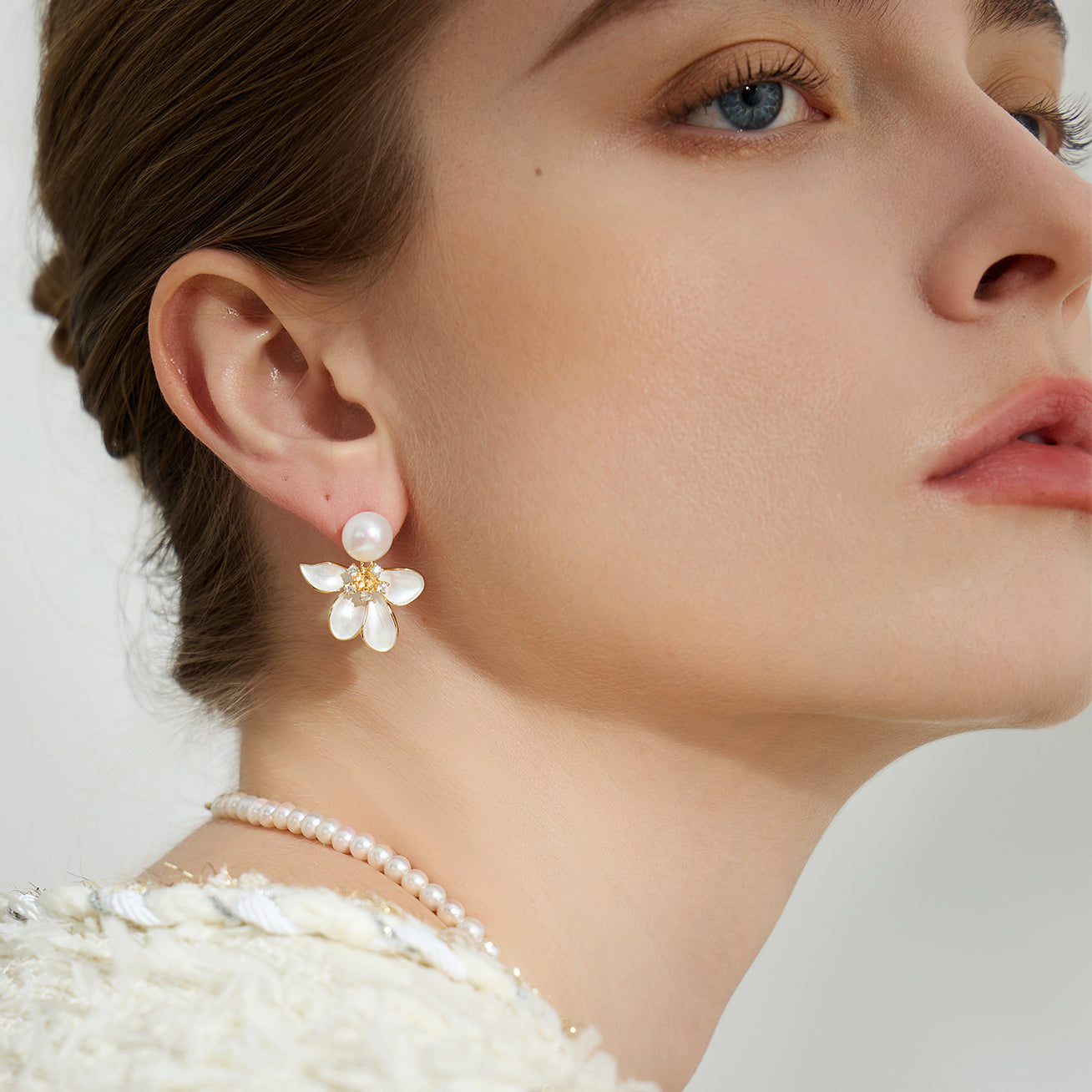 PEARLY LUSTRE | Top Grade Freshwater Pearl Earrings WE00802 | ORCHID