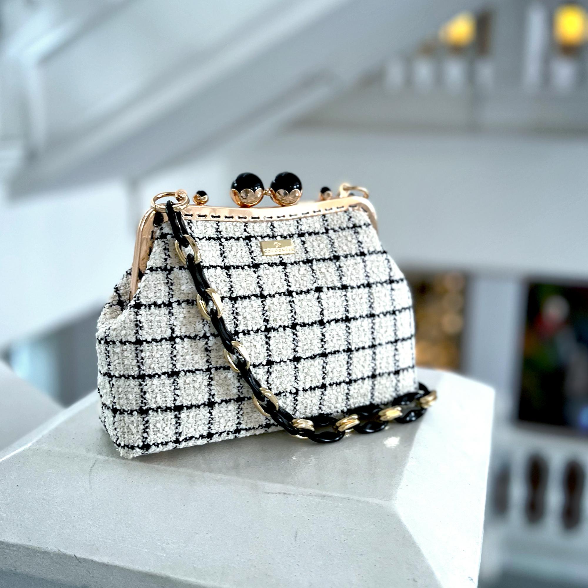 COCOONESE | Acrylic Chain Tweed Shoulder Bag - Regal Mosaic