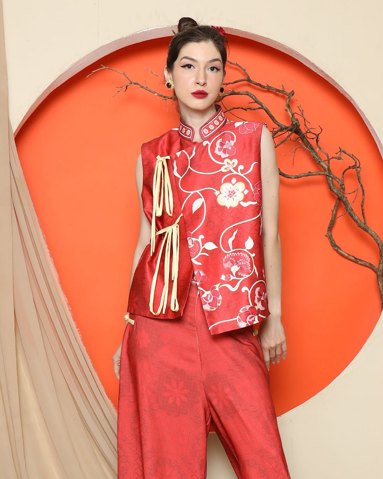 KANZI COLLECTION | Red Cheongsam Floral Vest With Floral Pants Set